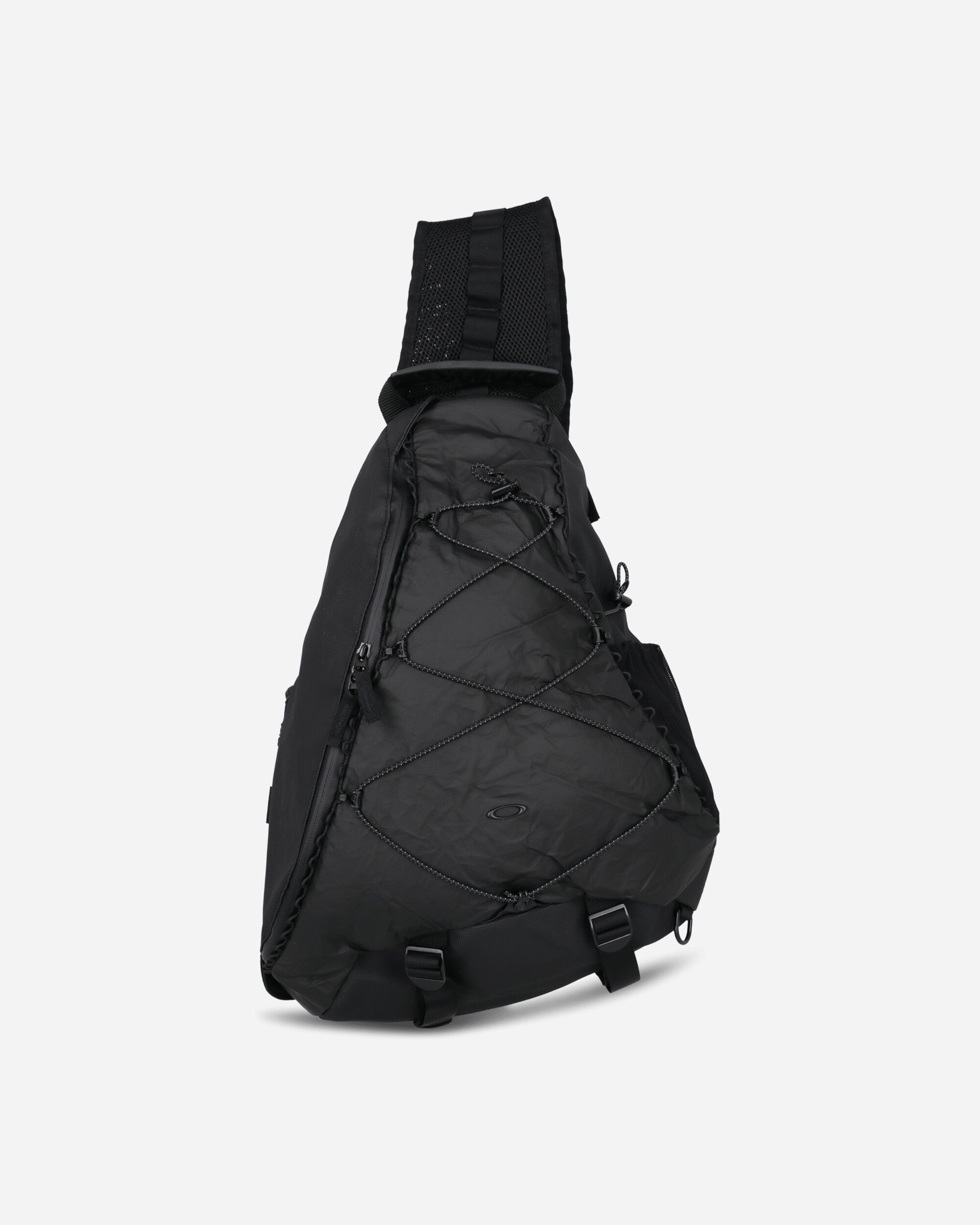 Latitude Sling Pack Black – Slam Jam®