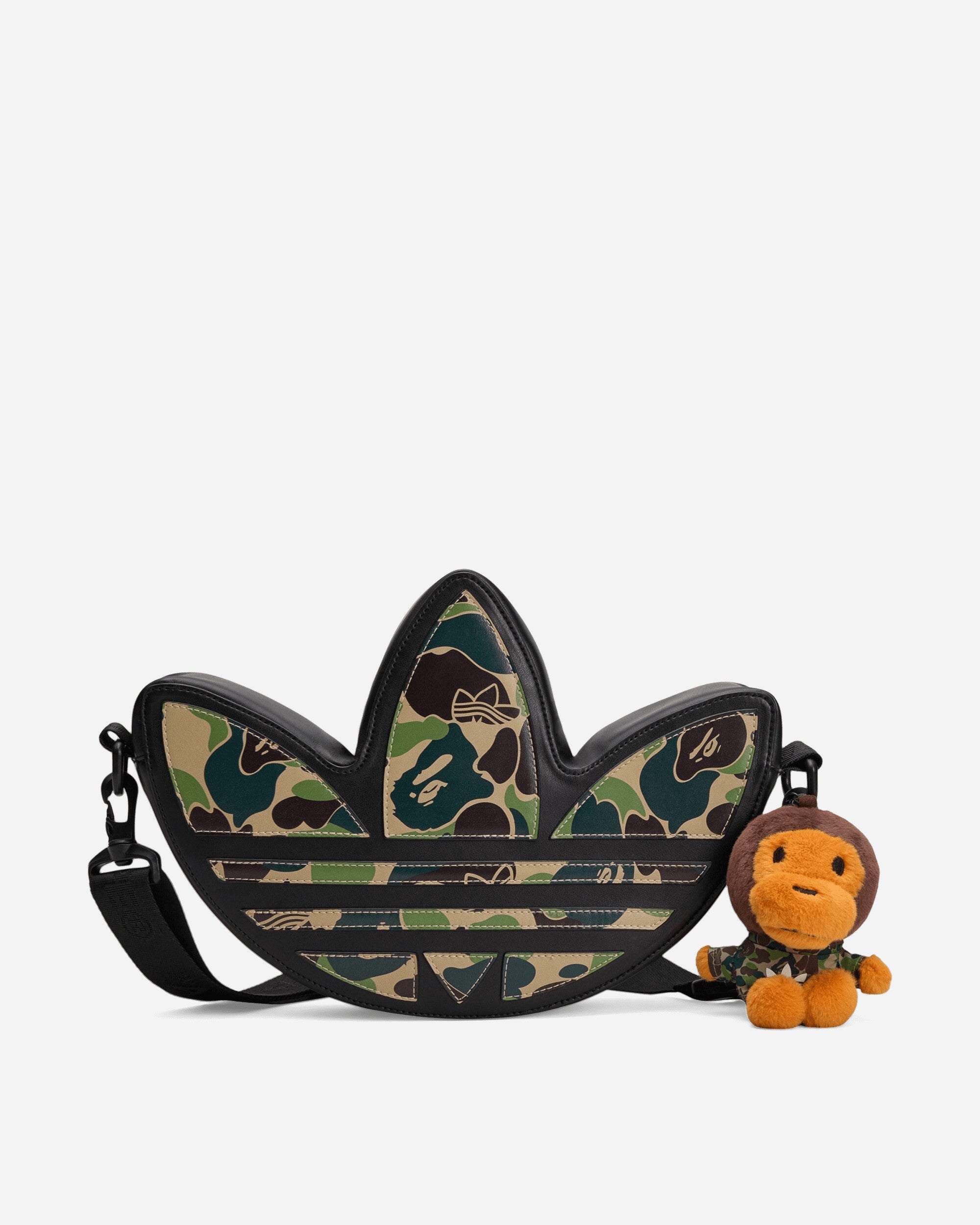 BAPE Trefoil Shoulder Bag Black – Slam Jam®