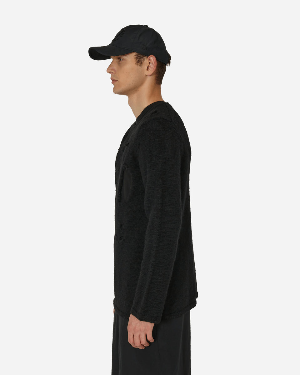 Black crew neck online sweaters