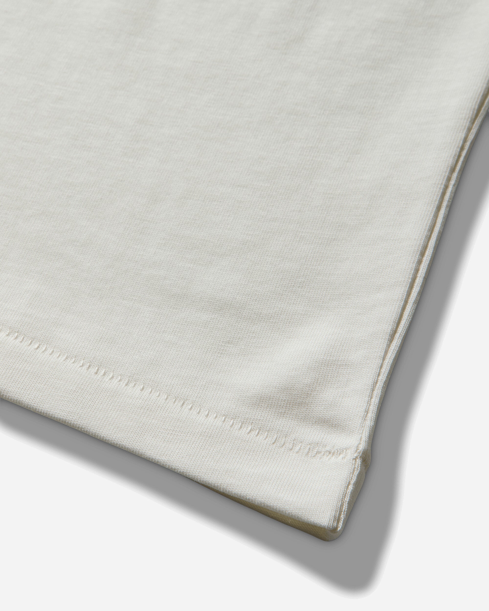 A Bathing Ape Bape Kiss Logo Tee Ivory T-Shirts Shortsleeve 1M30110304 IVORY