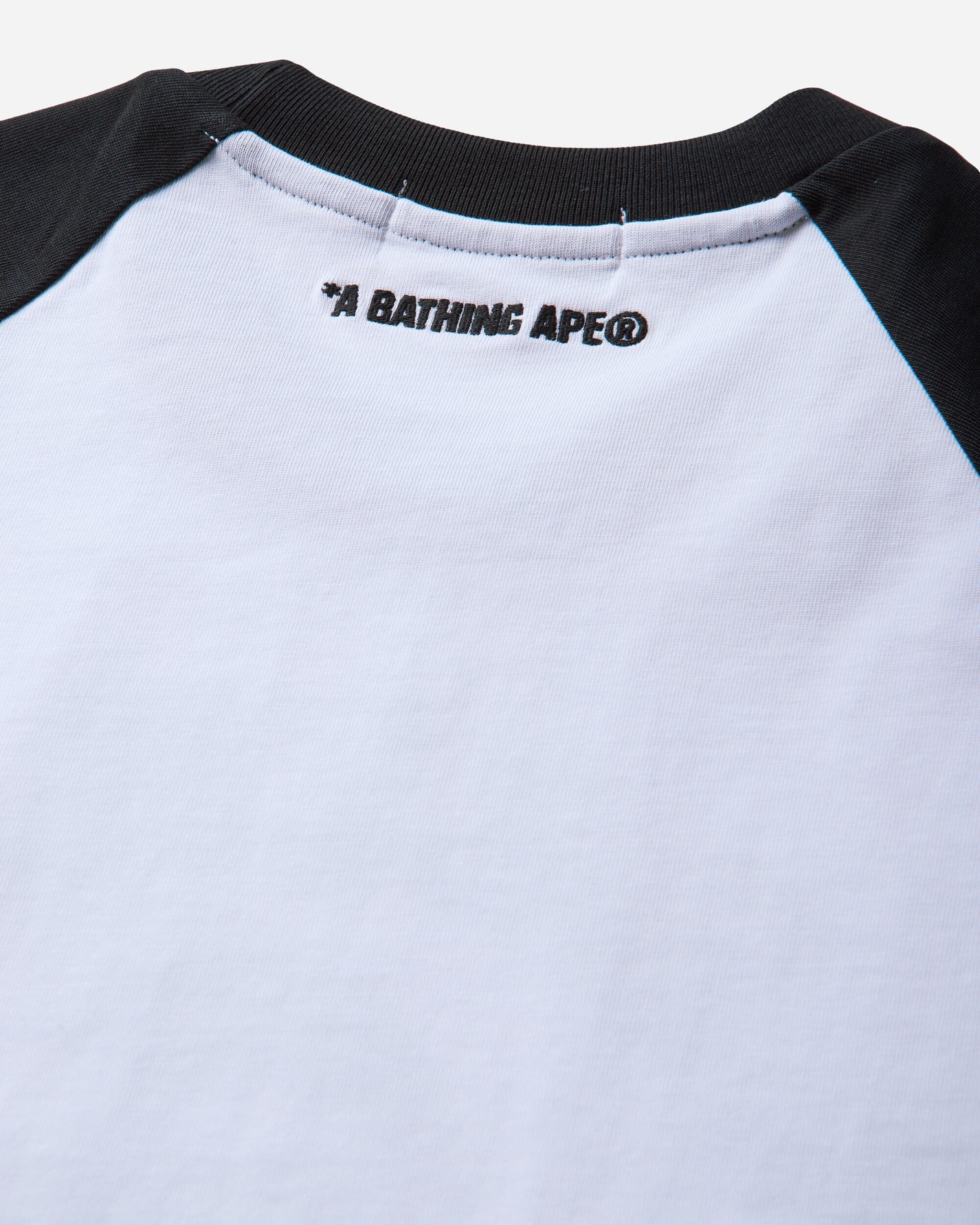A Bathing Ape College Raglan Relaxed Fit Tee Black T-Shirts Shortsleeve 1M80109306 BKX