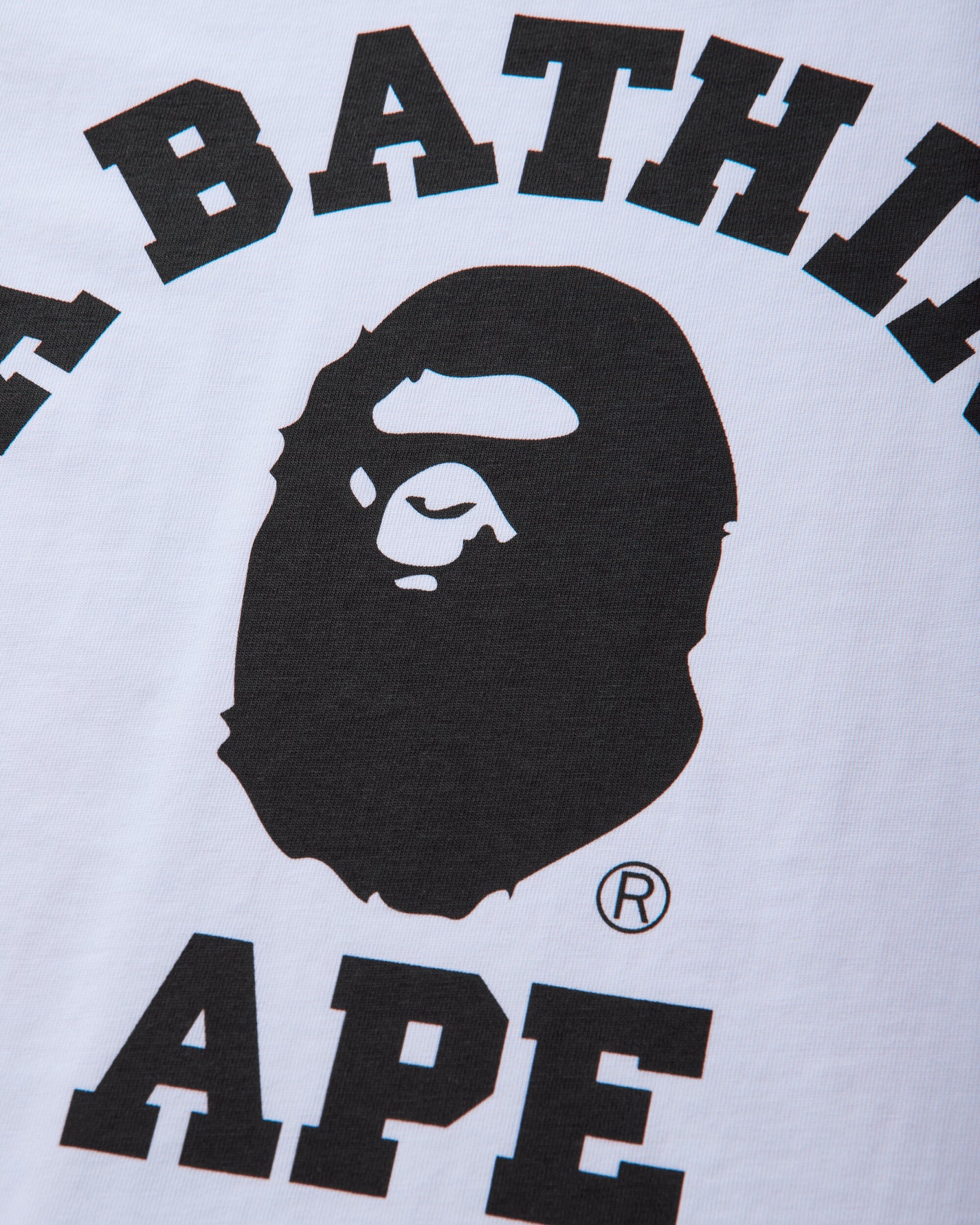 A Bathing Ape College Raglan Relaxed Fit Tee Black T-Shirts Shortsleeve 1M80109306 BKX