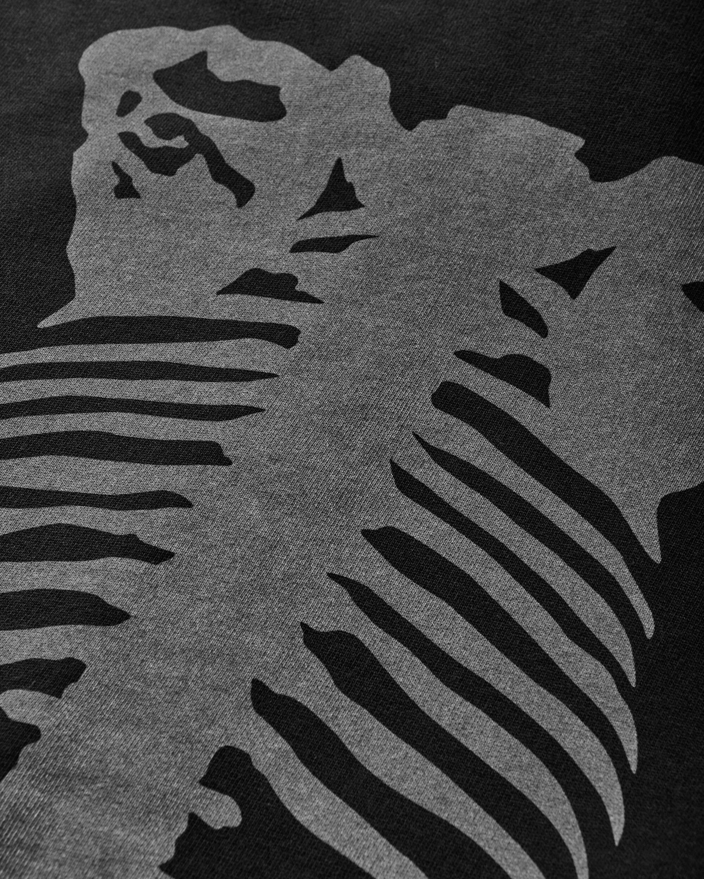 A Bathing Ape Skeleton Shark Heavy Washed Cropped Fit Full Zip Hoodie M Black Sweatshirts Zip-Ups 1L80115314 BLACK