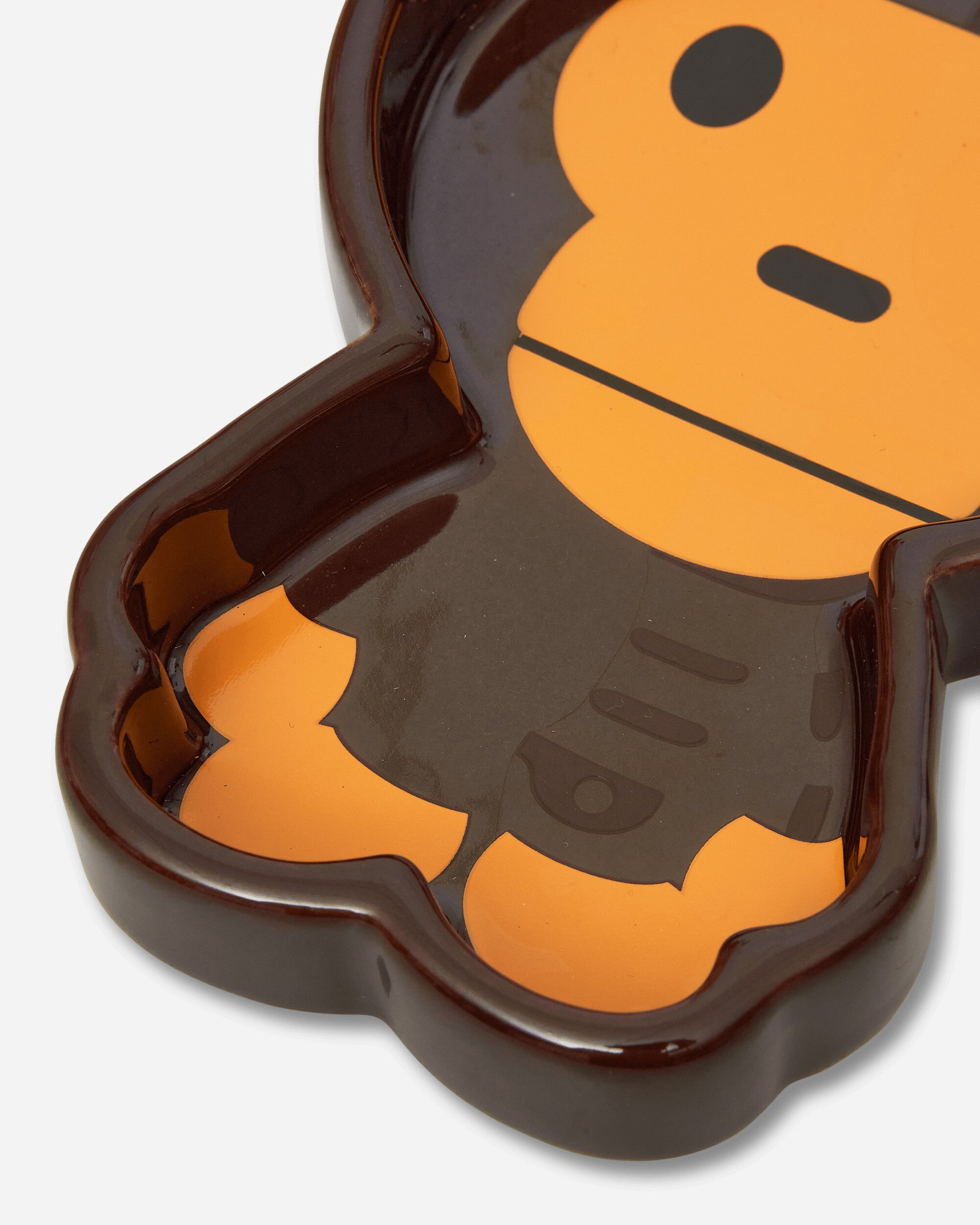 A Bathing Ape Baby Milo Skull Glow In The Dark Tray Brown Tableware Dishes and Trays 2M30182002 BROWN