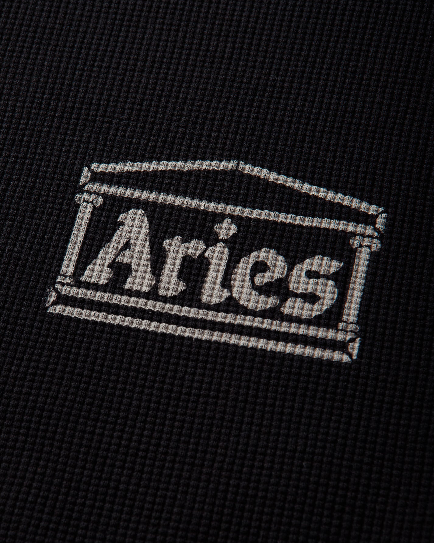Aries Reversible Barbed Love Temple Waffle Ls Tee Black T-Shirts Longsleeve AR4066606 Black