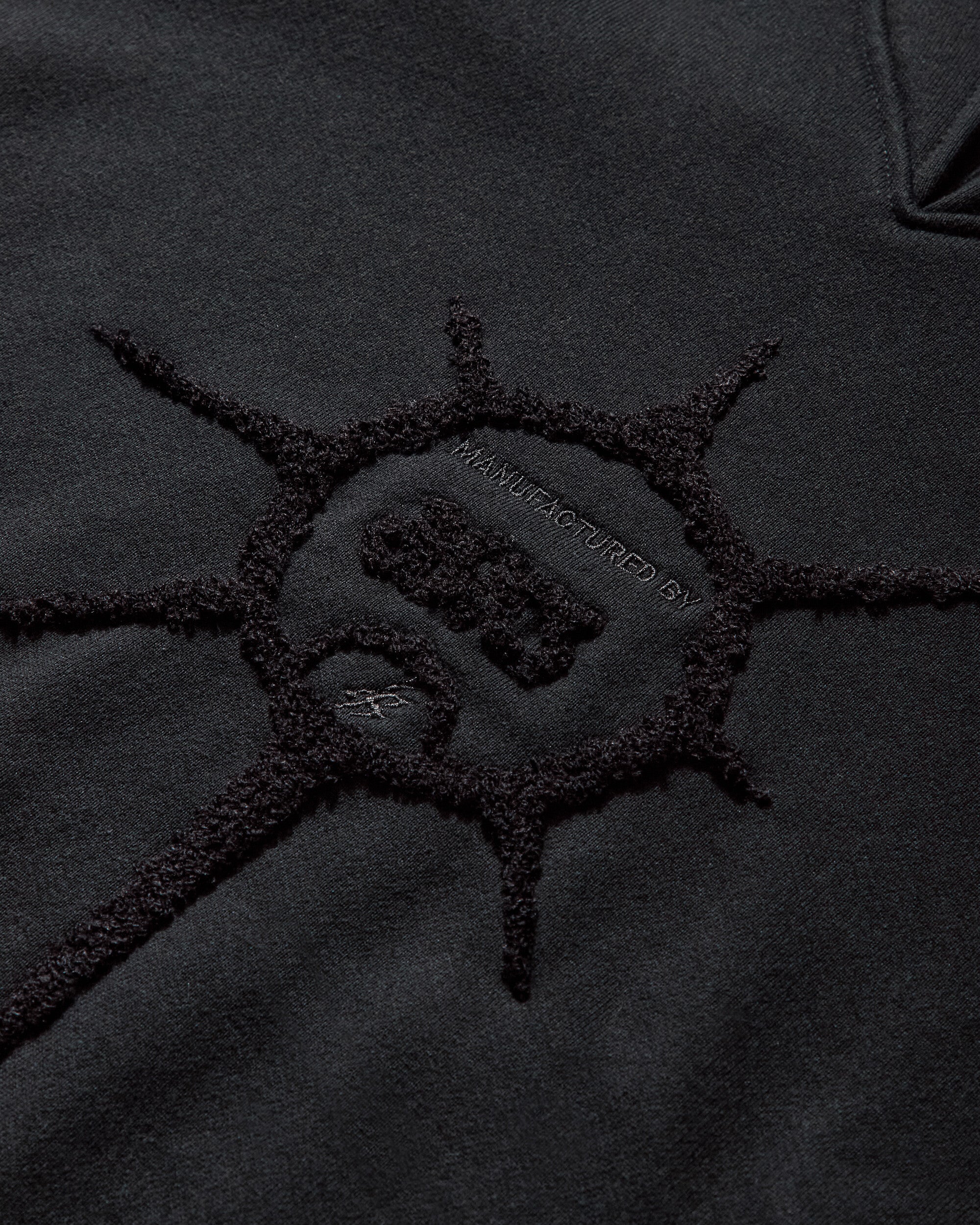 Asics Pyroloi Sweat Shirt Black Knitwears Sweaters 2203A327-001