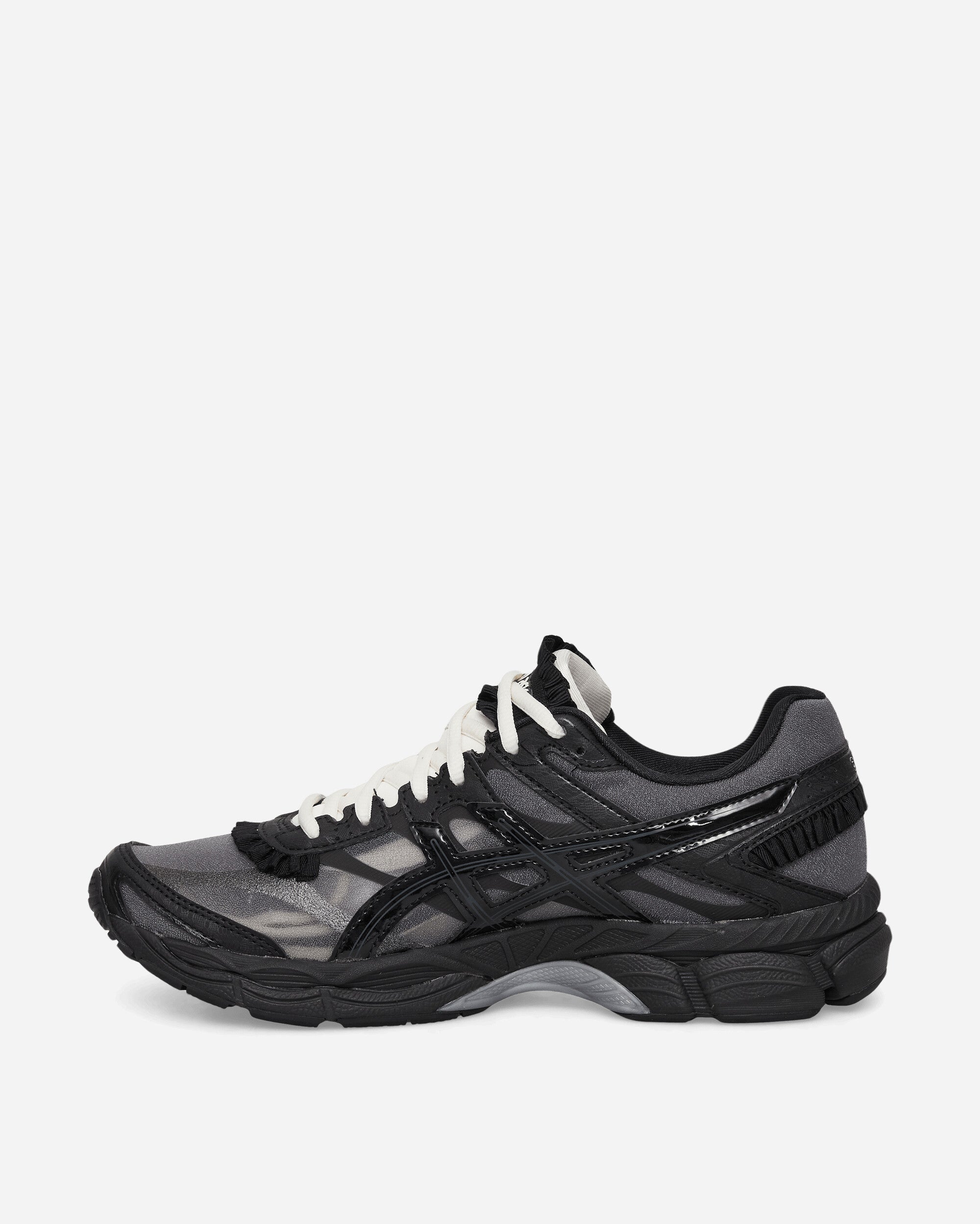 Asics Gel-Cumulus 16 Black/Black Sneakers Low 1203B038-001