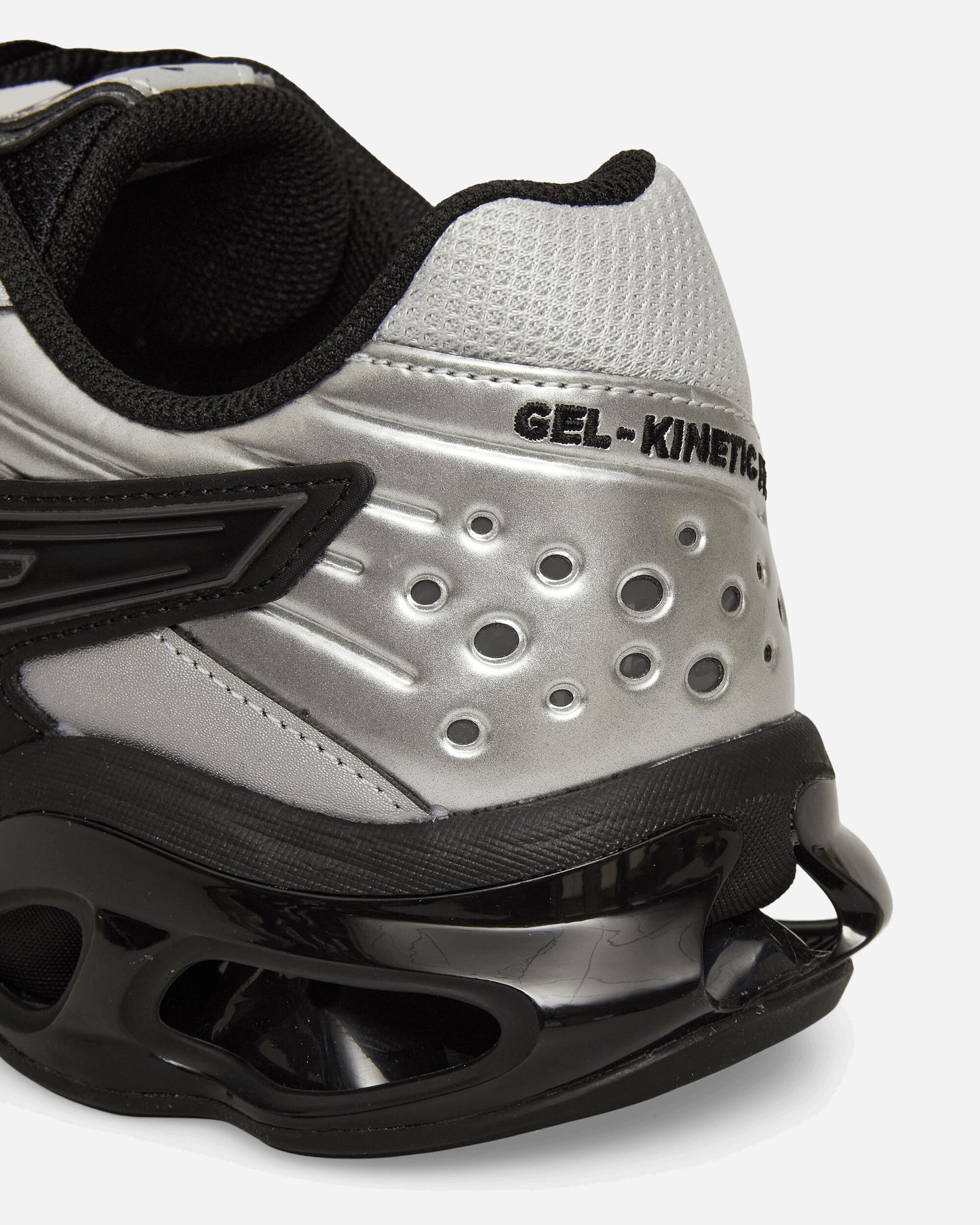 Asics Gel-Kinetic Fr Black/Pure Silver Sneakers Low 1203B051-001