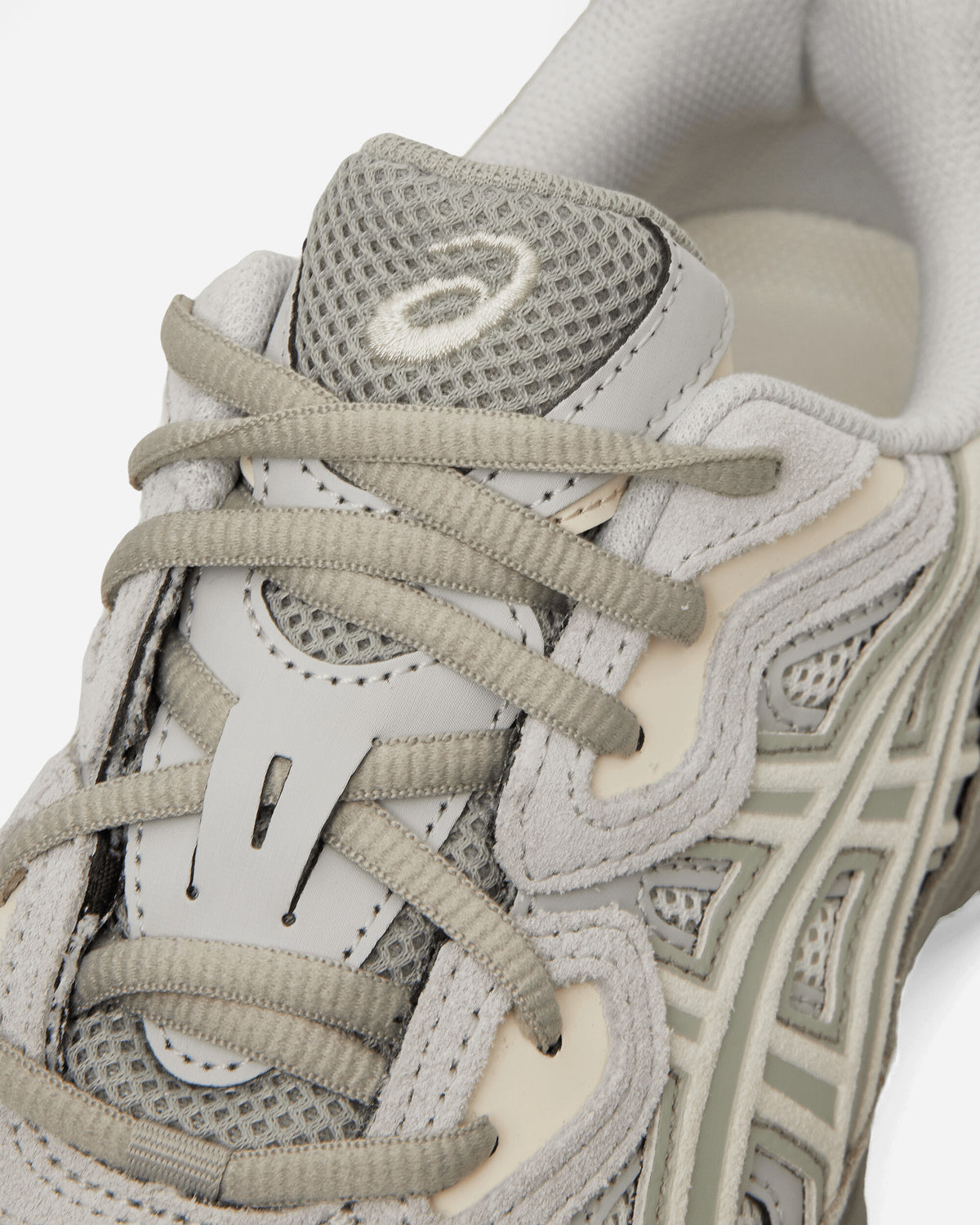Asics Gel-Nyc Cream/Light Sage Sneakers Low 1203A383-119