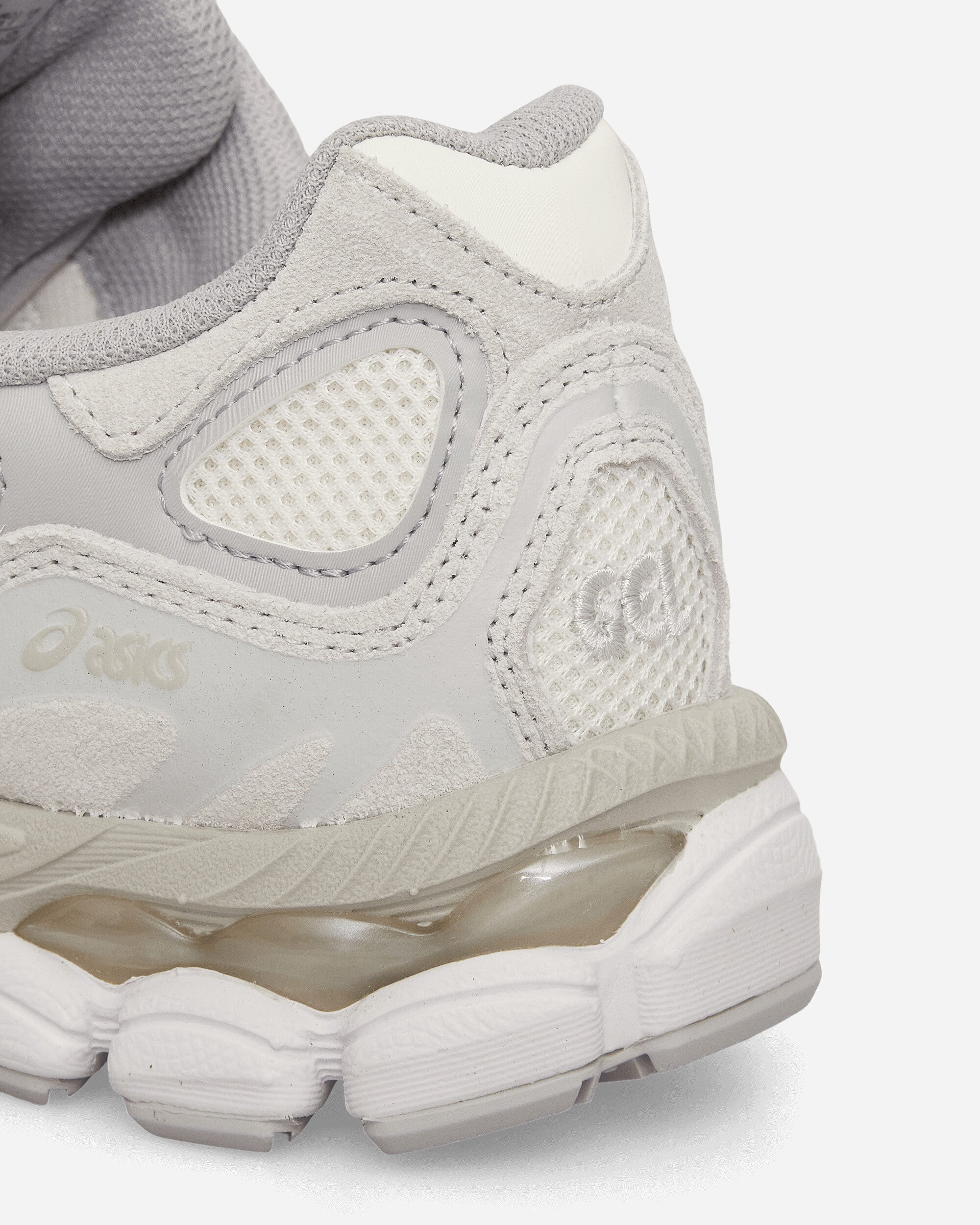 Asics Gel Nyc Cream/Cloud Grey Sneakers Low 1203A663-101