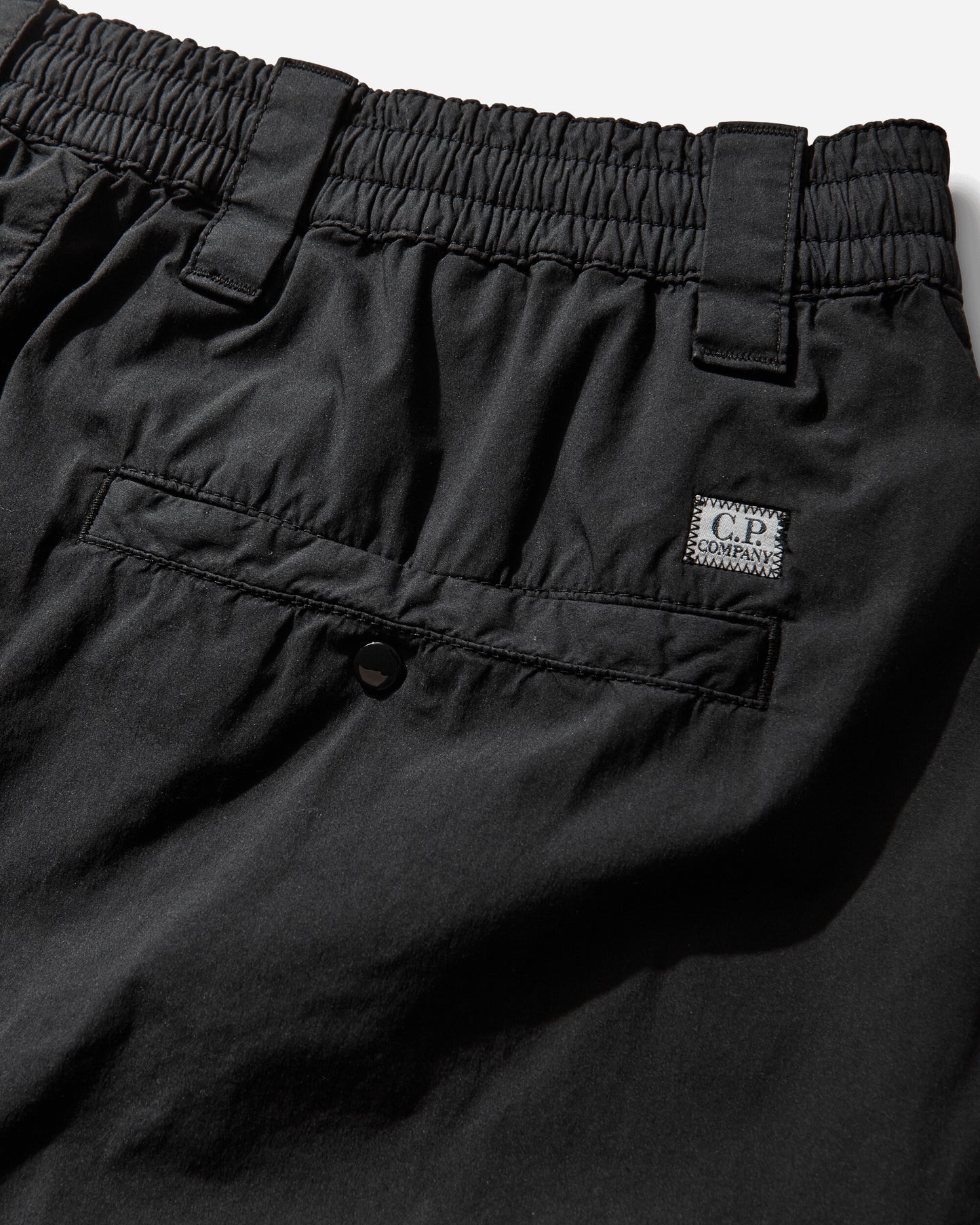 C.P. Company Bermuda Cargo In 50 Fili Stretch Black Shorts Cargo Short 20CMBE254A-006439G 999