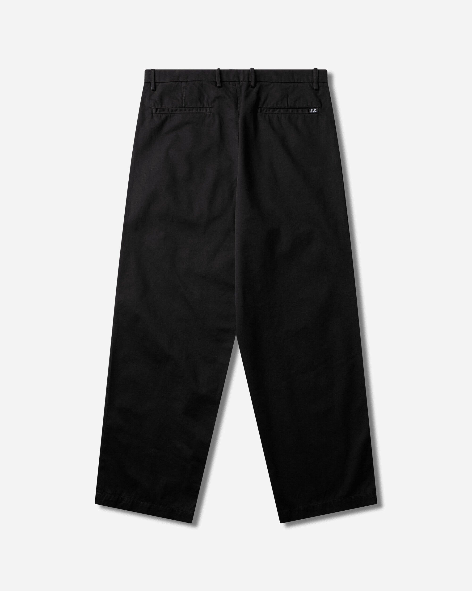 C.P. Company Cotton Gabardine Boxy Pleats Pants BLACK Pants Chinos 21CMPA252A-110458G 999