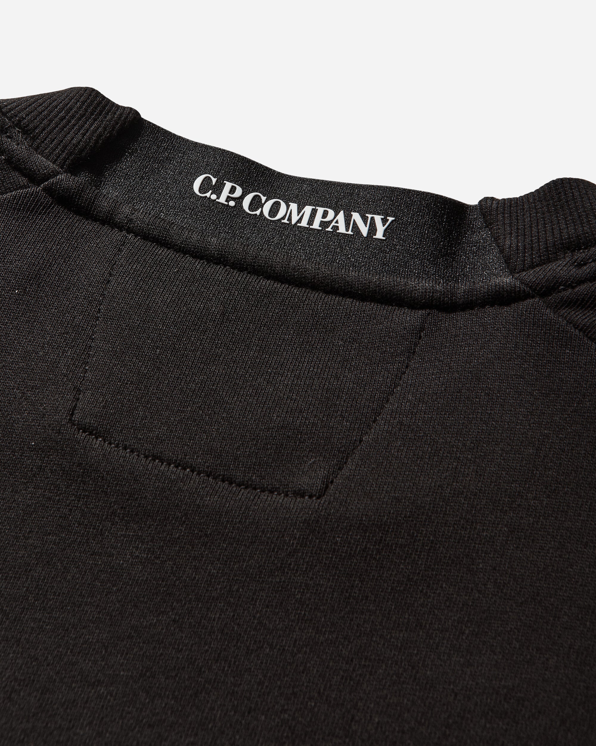 C.P. Company Diagonal Raised Fleece Crewneck Lens Sweatshirt BLACK Sweatshirts Crewneck RCCMSS713A-005086W 999