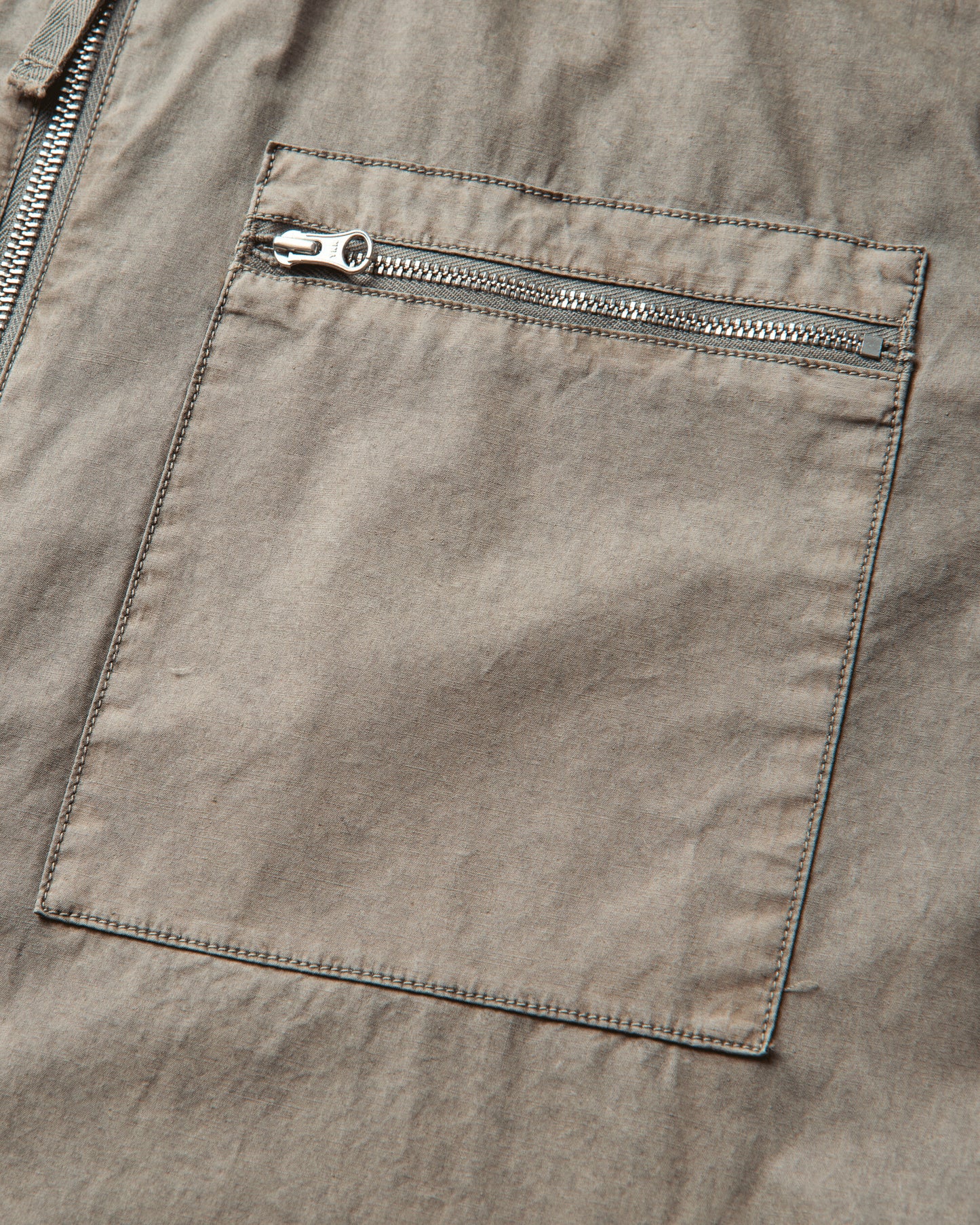 C.P. Company Cotton Plain Face Resined Zipped Lens Overshirt FALLEN ROCK Shirts Overshirt 21CMOS264A-110795G 356