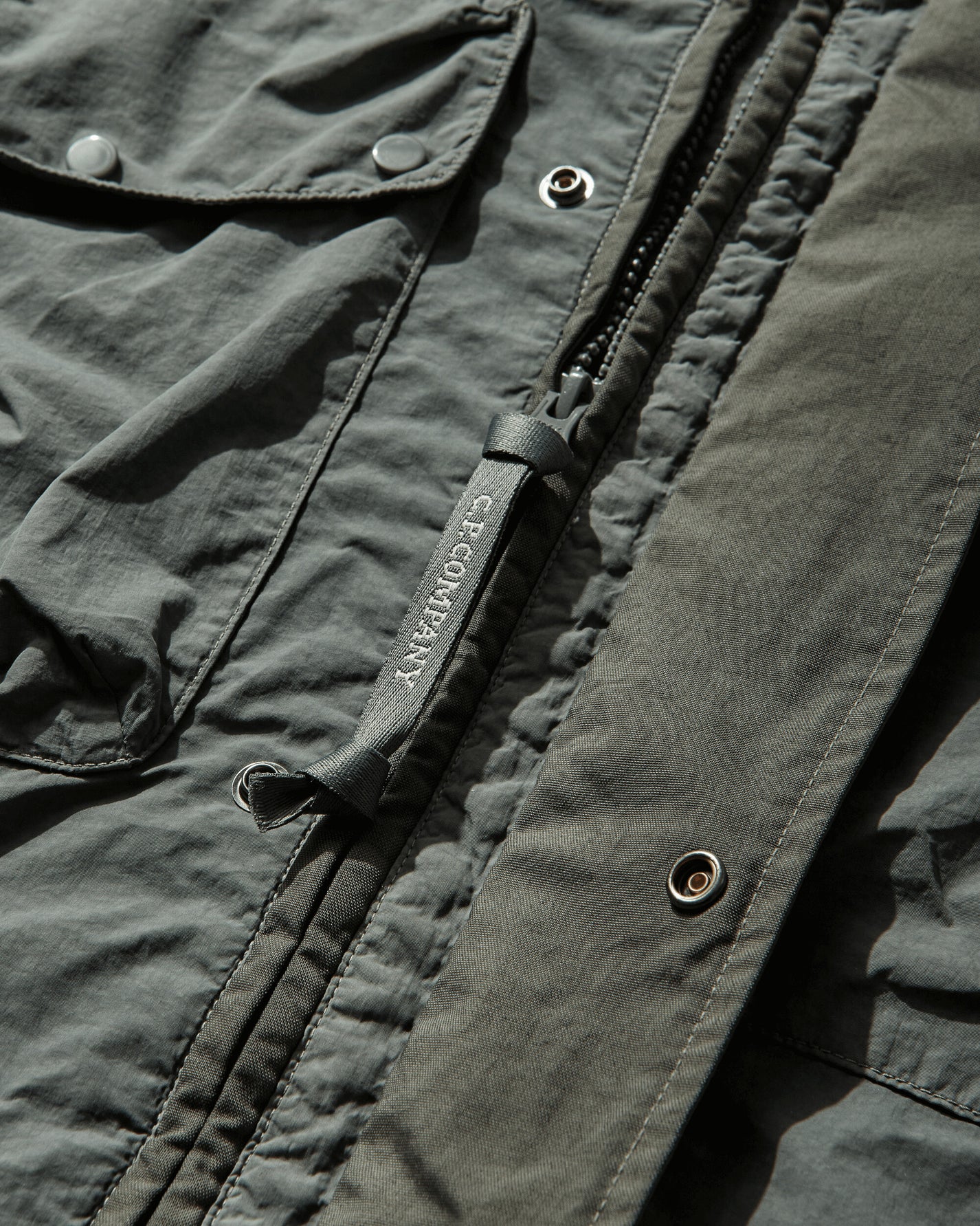 C.P. Company Flatt Nylon Mixed Goggle Overshirt Laurel Wreath Shirts Overshirt 20CMOS017A-005991G 668