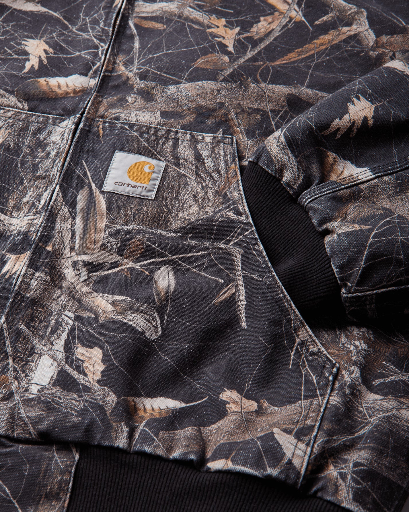 Carhartt WIP Og Active Jacket Camo Feather Tree/Black Coats and Jackets Jackets I035612 3X560