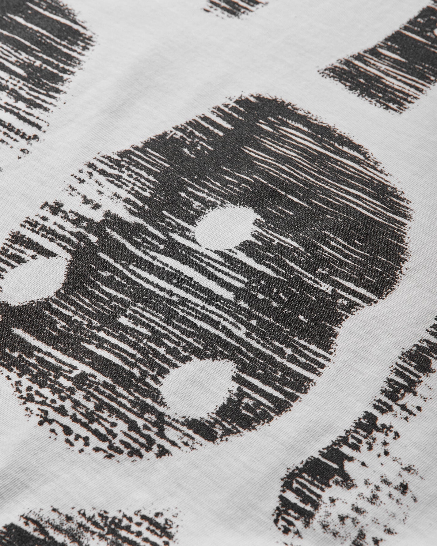 Chito Knock Out Pup Tee Black/White T-Shirts Shortsleeve C0225T010 001