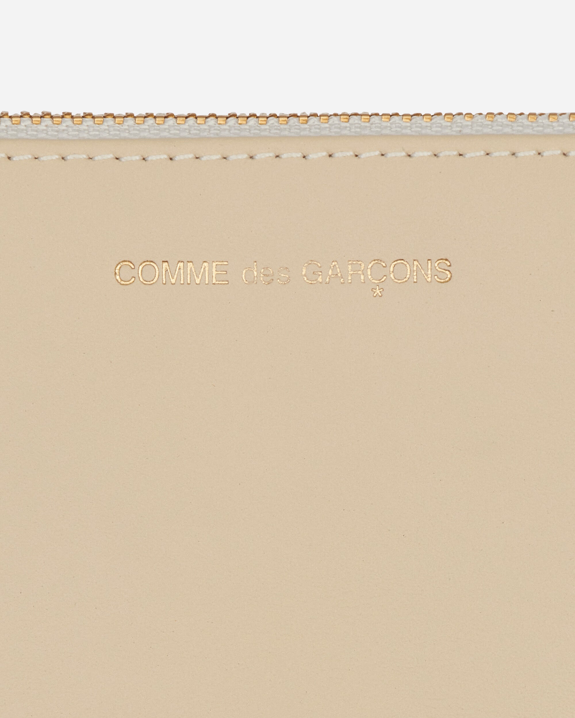 Comme Des Garçons Wallet Comme Des Garcons Classic Leather Line Off White Wallets and Cardholders Wallets SA8100 802