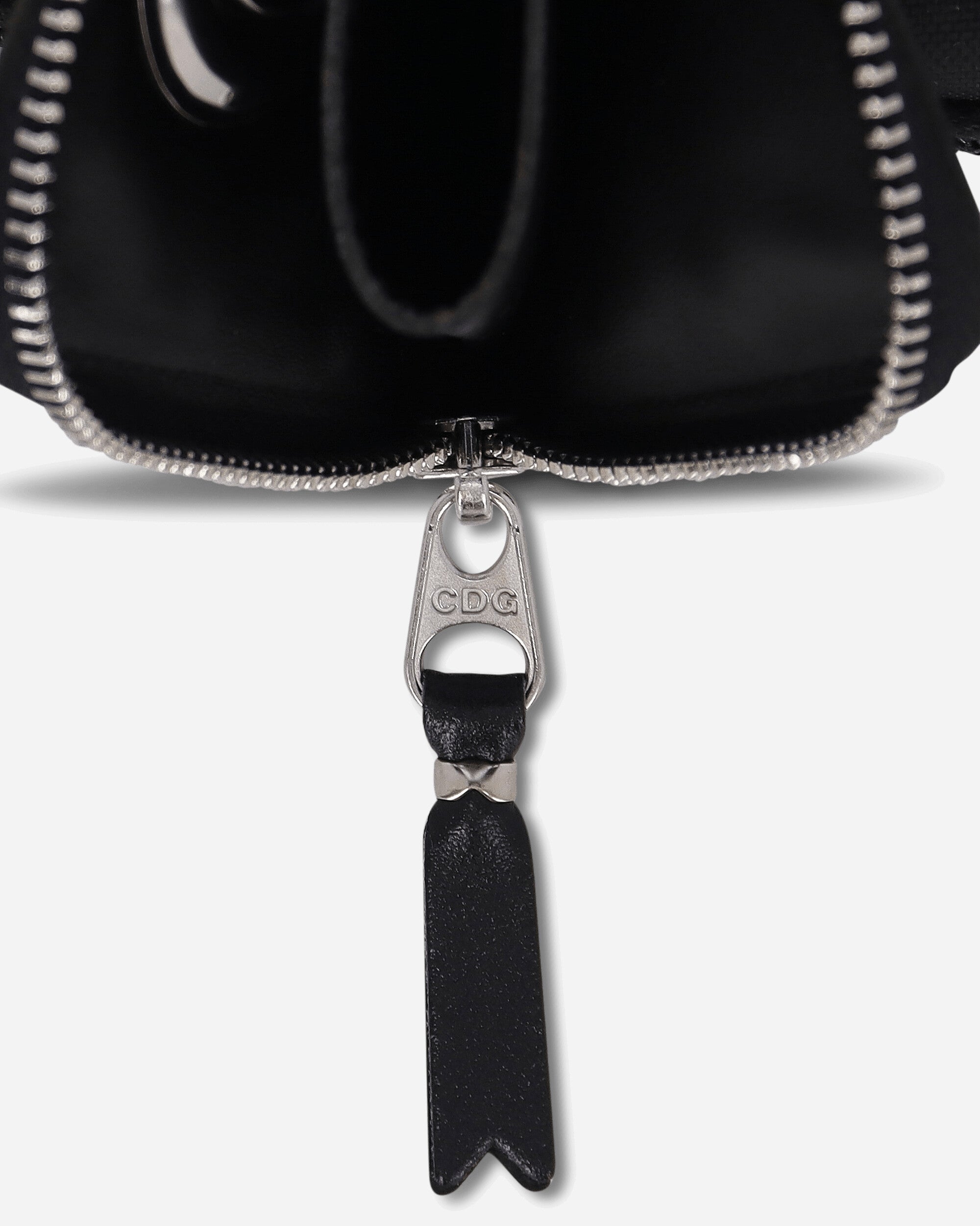 Comme Des Garçons Wallet Wallet / Silver Eyelet Black Wallets and Cardholders Wallets SA3100SE 1