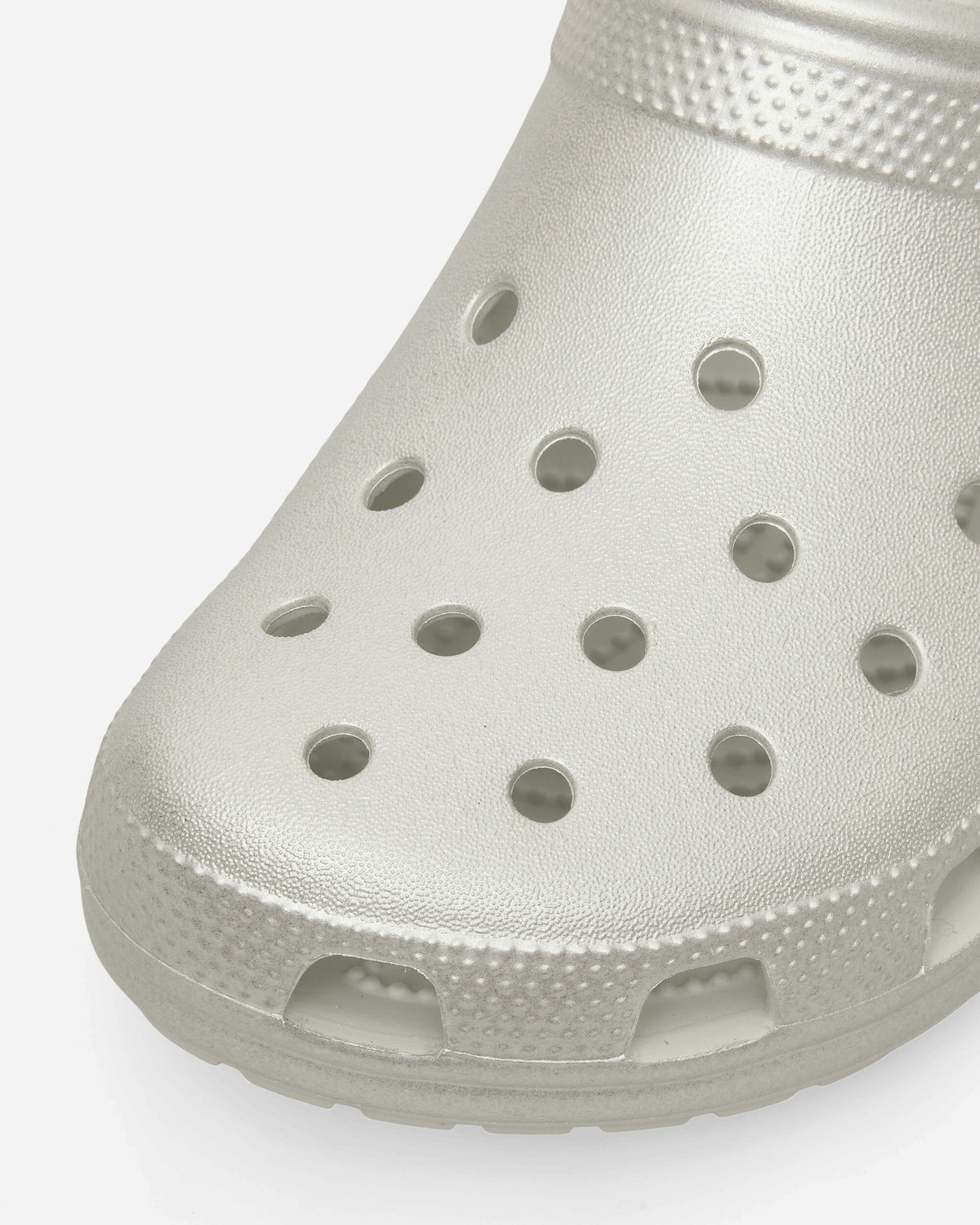 Crocs Classic Tinted Metallic Clog Moonlight Sandals and Slides Sandals and Mules CR.214010 1NK