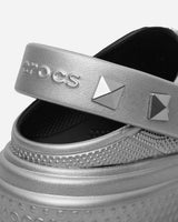 Crocs Wmns Stomp Metallic Clog Silver Sandals and Slides Sandals and Mules CR.210362 SIL