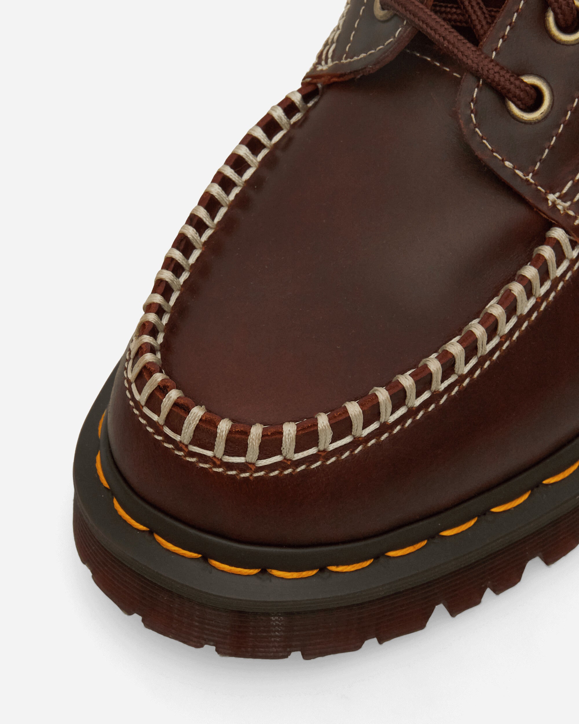 Dr. Martens Lowell Chukka  Butterscotch Orleans Classic Shoes Laced Up 42706200