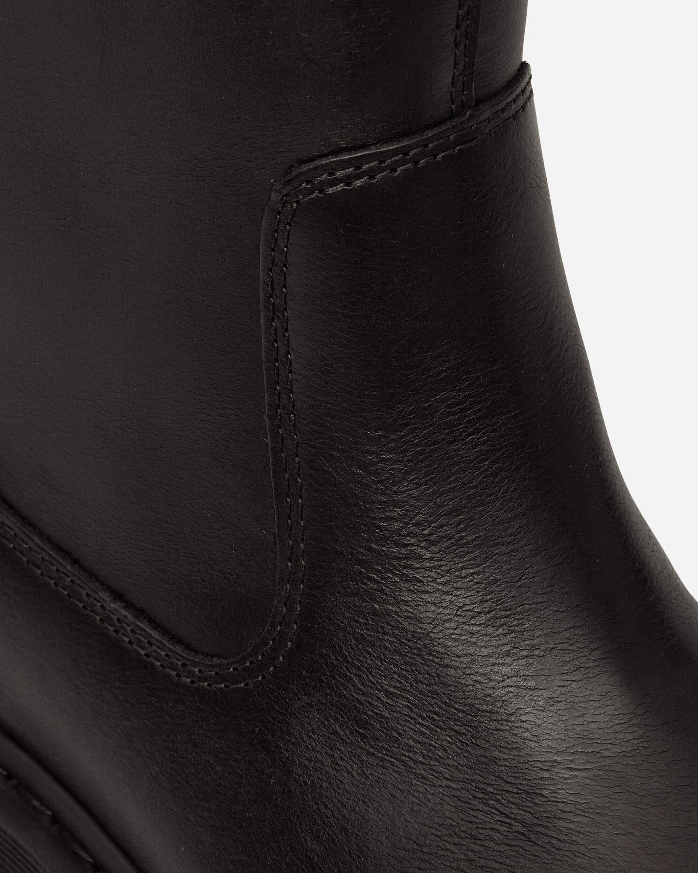 Dr. Martens Wmns Rejena Hi Black Old Harness Black Boots Mid Boot 42376001