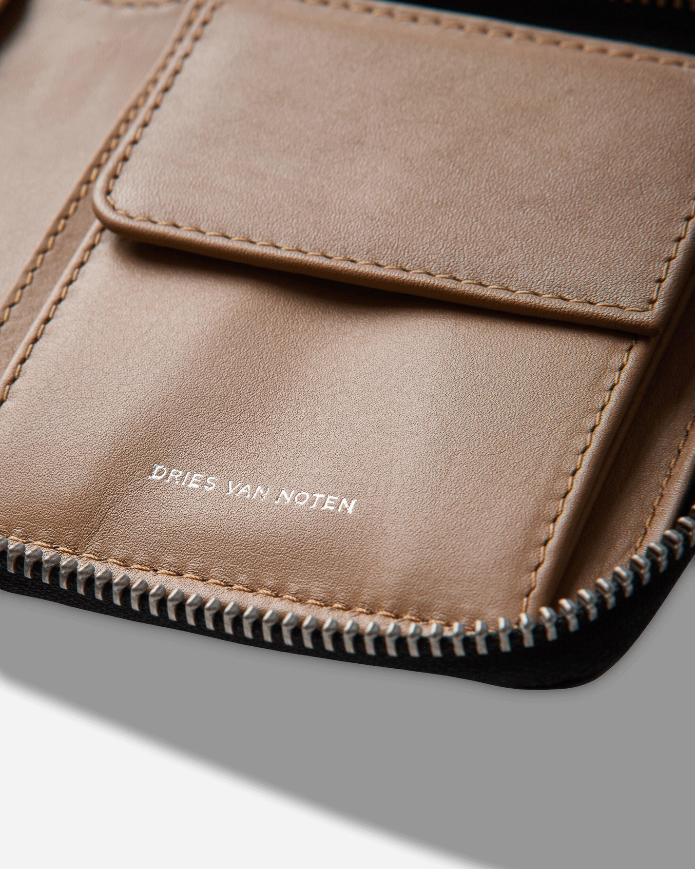 Dries Van Noten Bm262 Slg953 504 Ml Wallet Desa Dessin A Wallets and Cardholders Wallets 262-022104-0504 975
