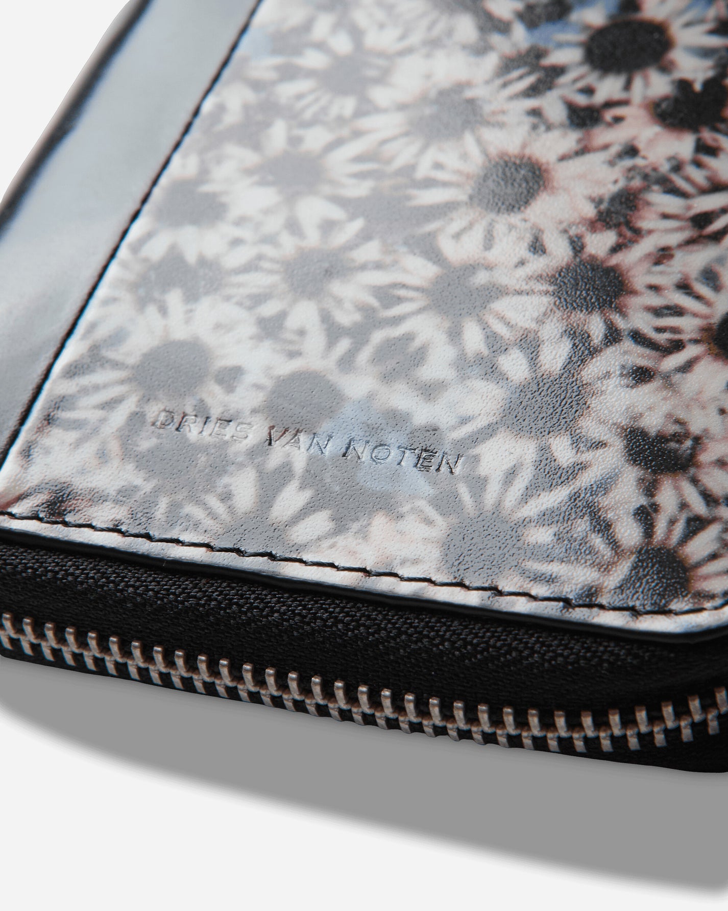 Dries Van Noten Bm262 Slg953 504 Ml Wallet Desa Dessin A Wallets and Cardholders Wallets 262-022104-0504 975