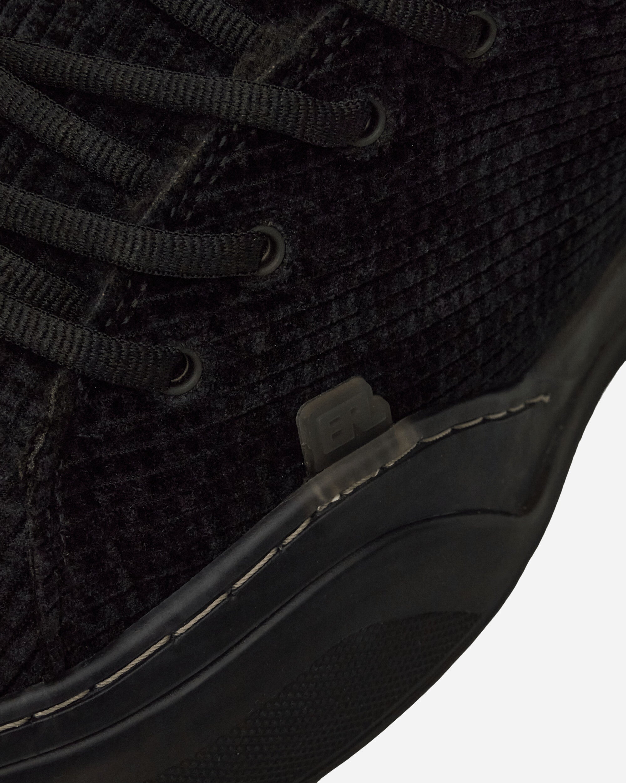 ERL Unisex Corduroy Vamp Sneakers Couleur 1 Sneakers Low ERL11SH01 1