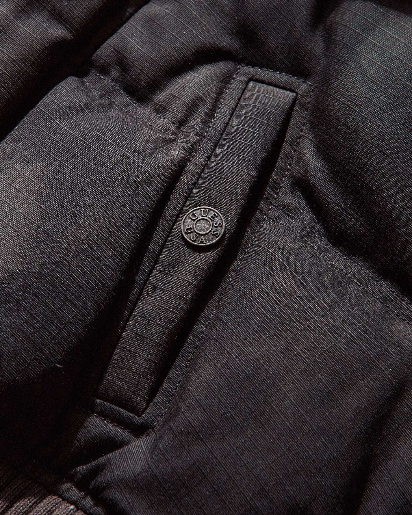 Guess Wmns Gusa Puffer Jacket Jet Black Multi Coats and Jackets Jackets W5BL10WGF30 JTMU