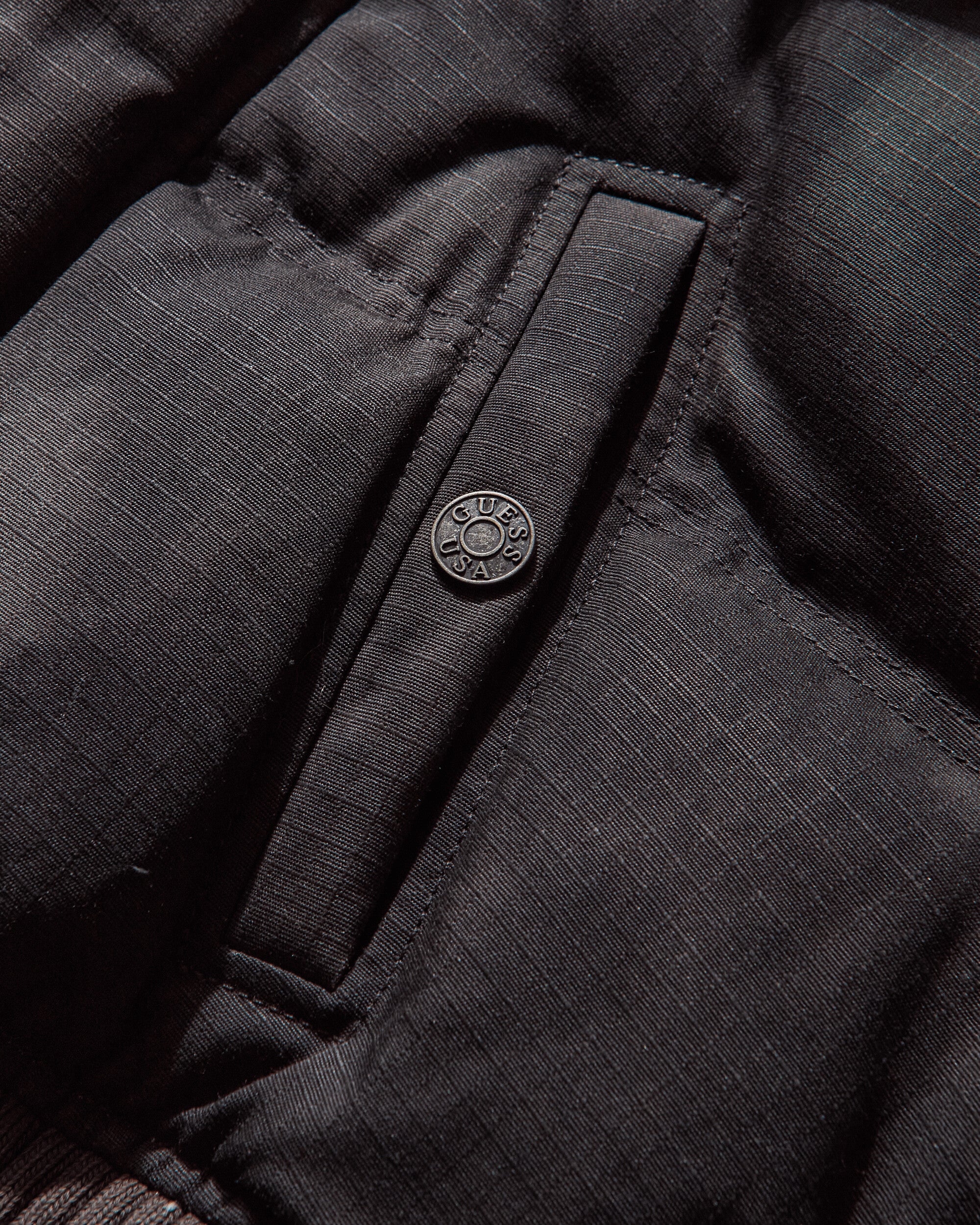 Guess Wmns Gusa Puffer Jacket Jet Black Multi Coats and Jackets Jackets W5BL10WGF30 JTMU