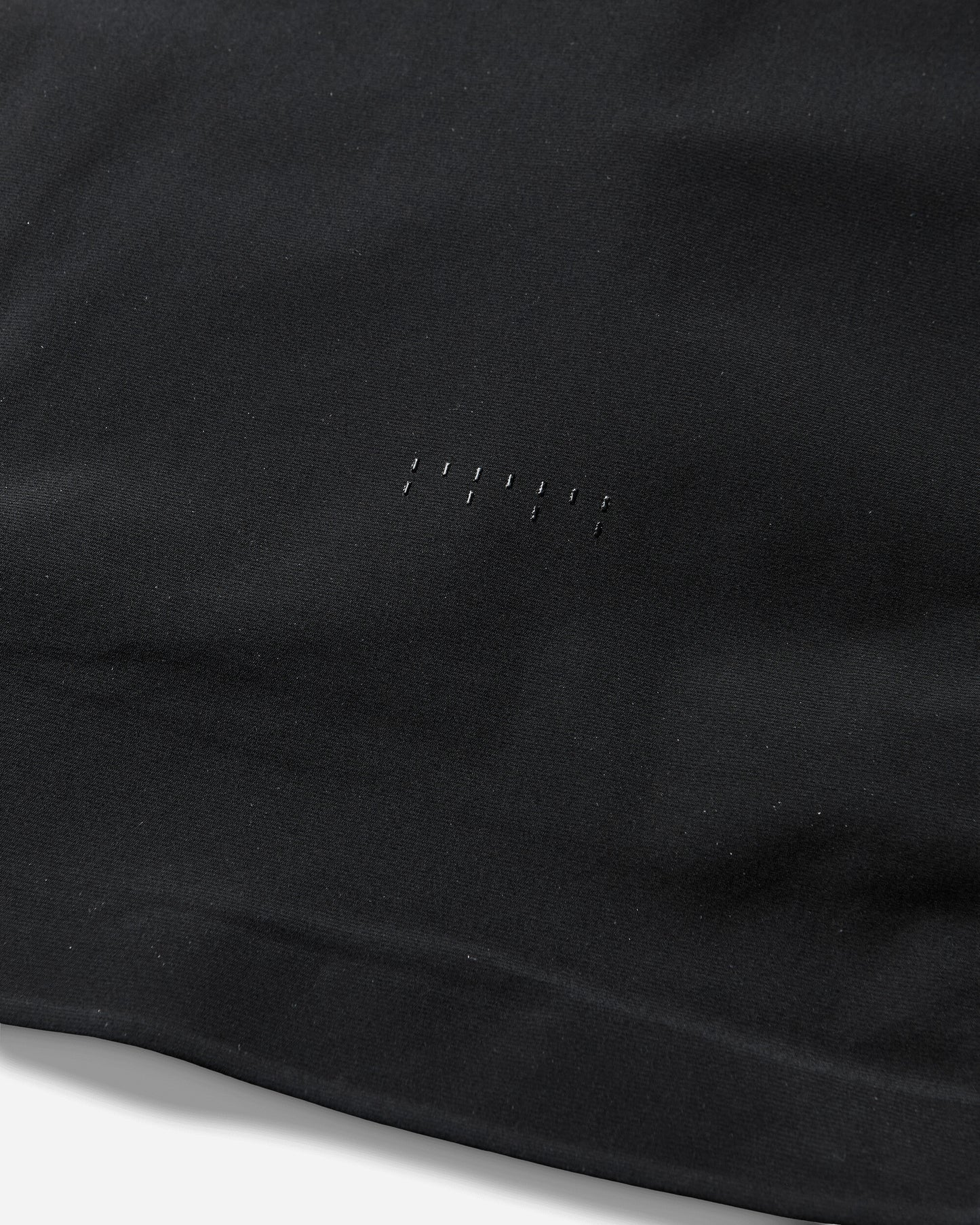 Johanna Parv Wmns Grip Zip Top Black T-Shirts Longsleeve AW250205 1