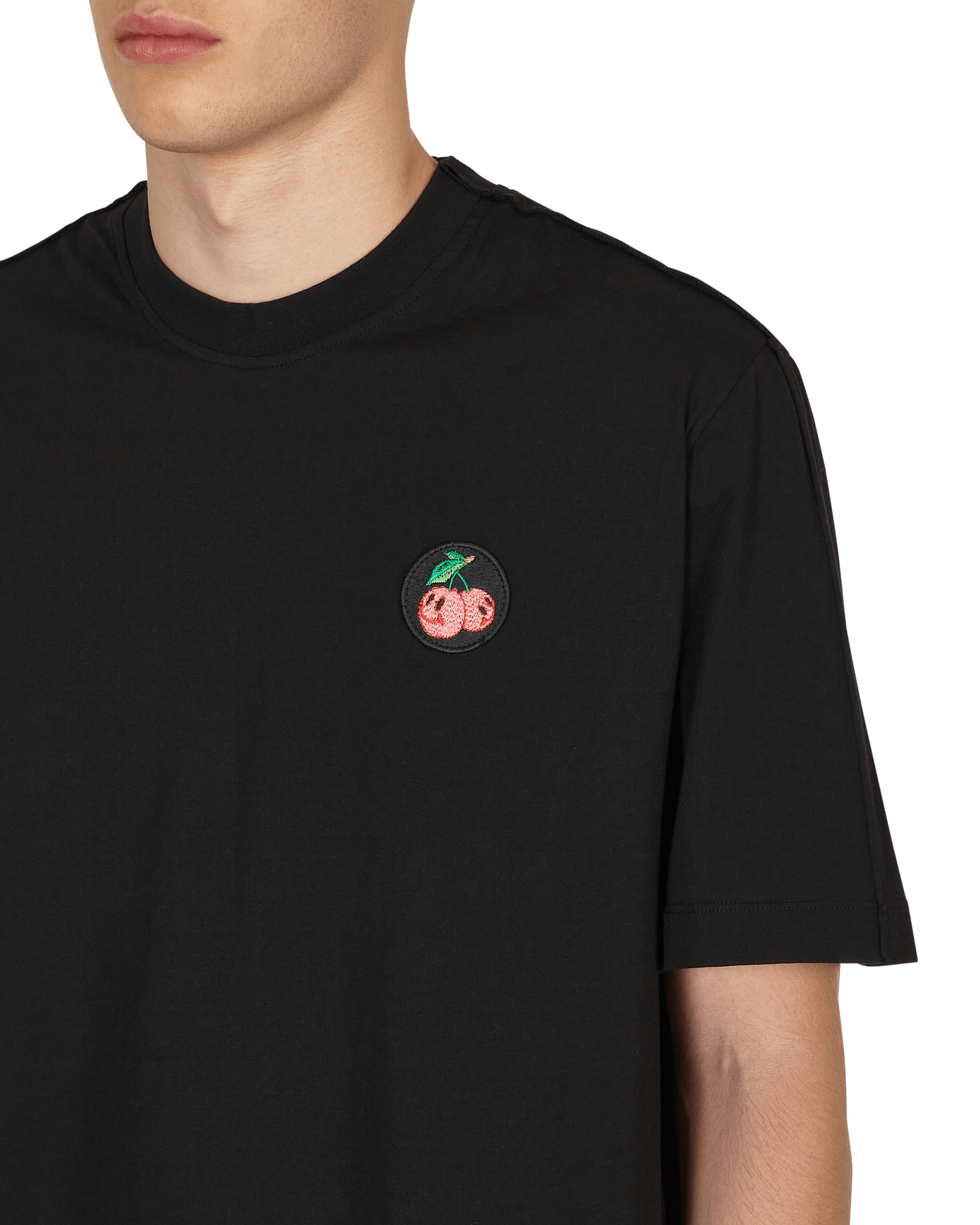 JordanLuca Cherries T-Shirt Black T-Shirts Shortsleeve 7100120001412 001