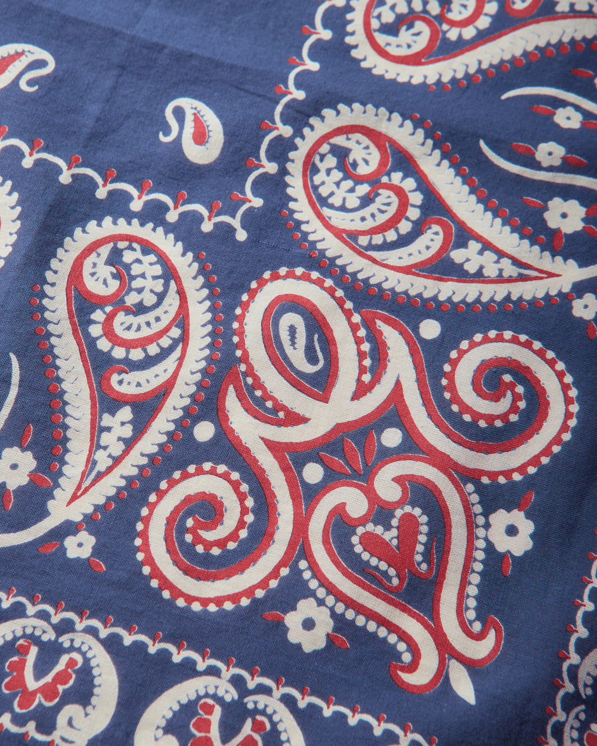 KAPITAL Fastcolor Selvedge Bandana Sambo Paisley Navy Gloves and Scarves Bandanas K2508BA501 NAVY