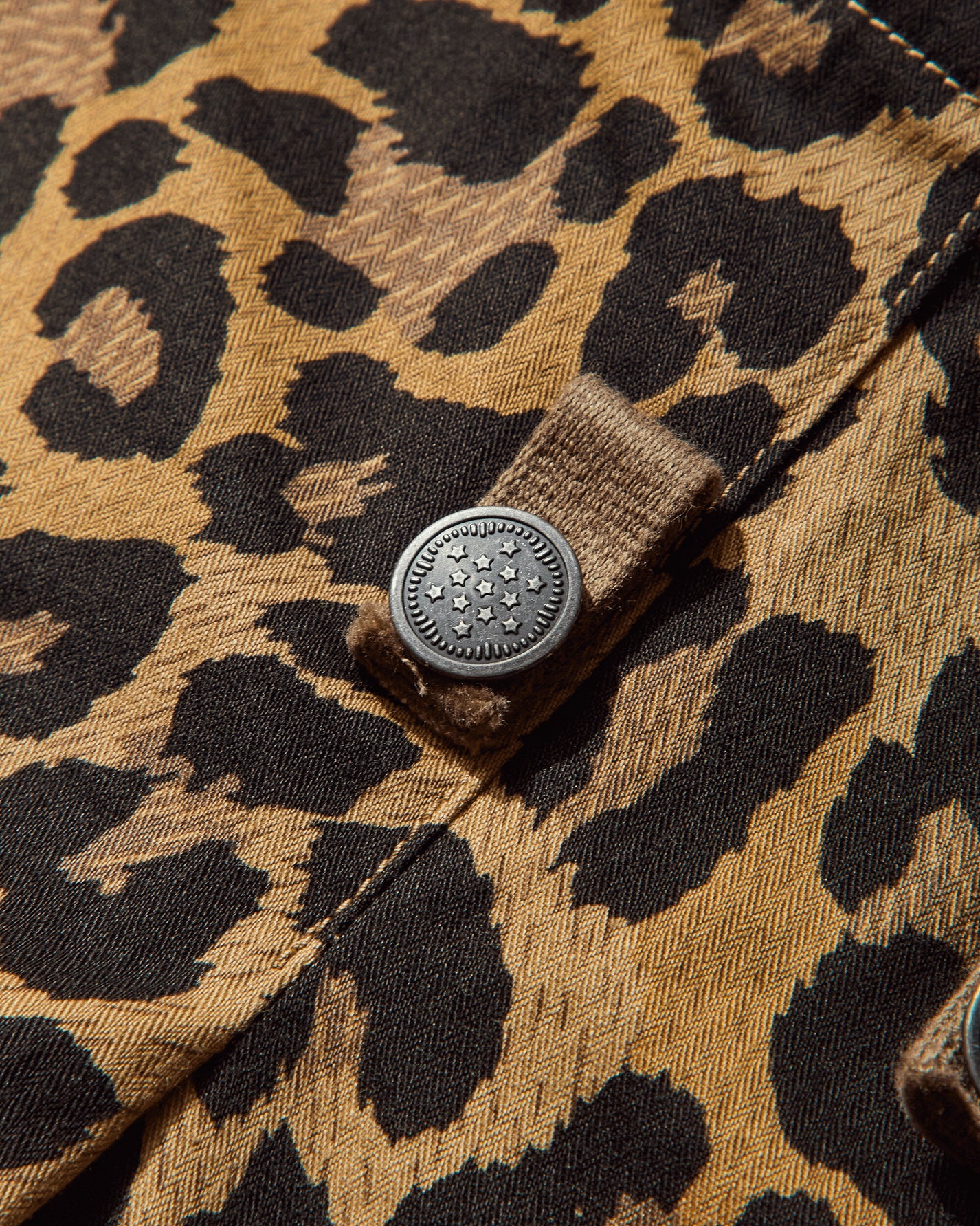 KAPITAL Cotton Herringbone Leopard Jumbo Cargo Pants Brown Pants Cargo K2409LP008 BROWN