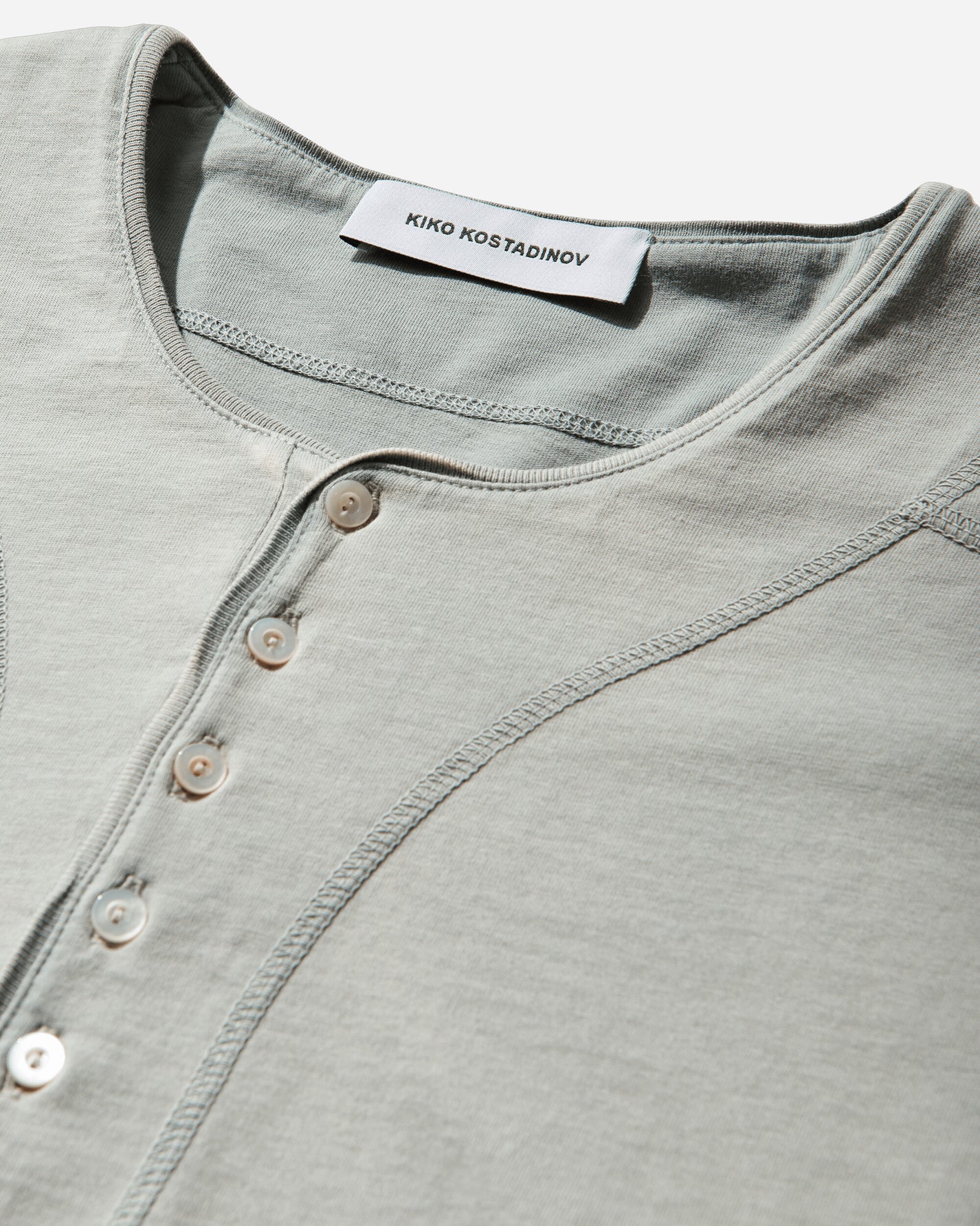 Kiko Kostadinov Sargo Long Sleeve Henley Seashore T-Shirts Longsleeve KKSS265TP04 90