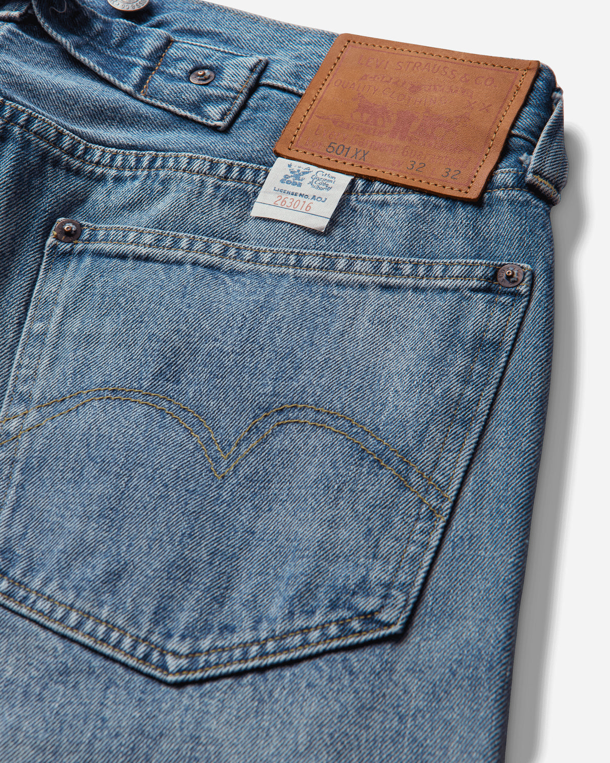 Levi's 1933 501 Jeans Med Indigo Worn In Blue Pants Denim 33501 0050