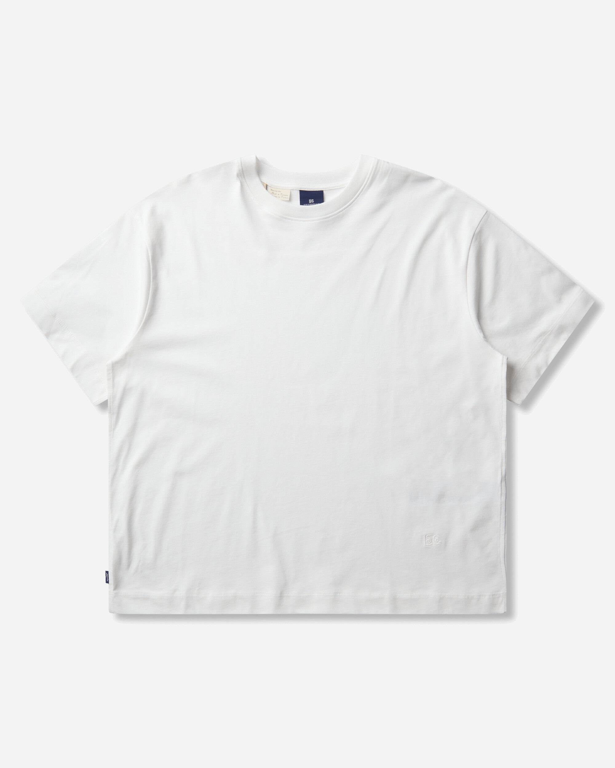 Levi's Wmns Blue Tab Daily Tee Neutrals White T-Shirts Shortsleeve 003JL 0000