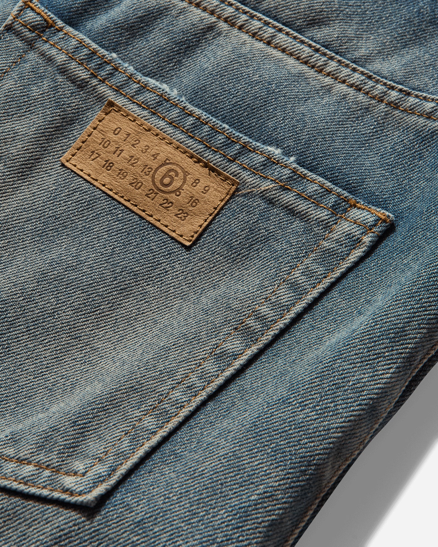 MM6 Maison Margiela Mm6 Pants 5 Pockets Medium Blue Pants Denim SH2LA0039 965