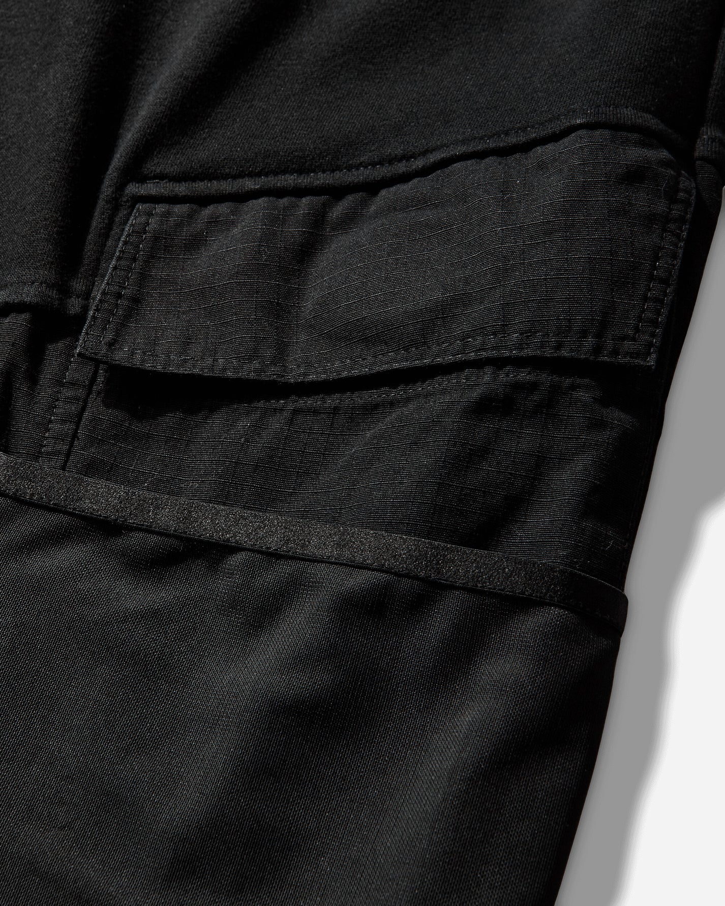 Matthew M. Williams Camo Cargo Half Leg Sweatpants Camo Half Pants Sweatpants MDBCRGOSWTPTD CAMOBLK