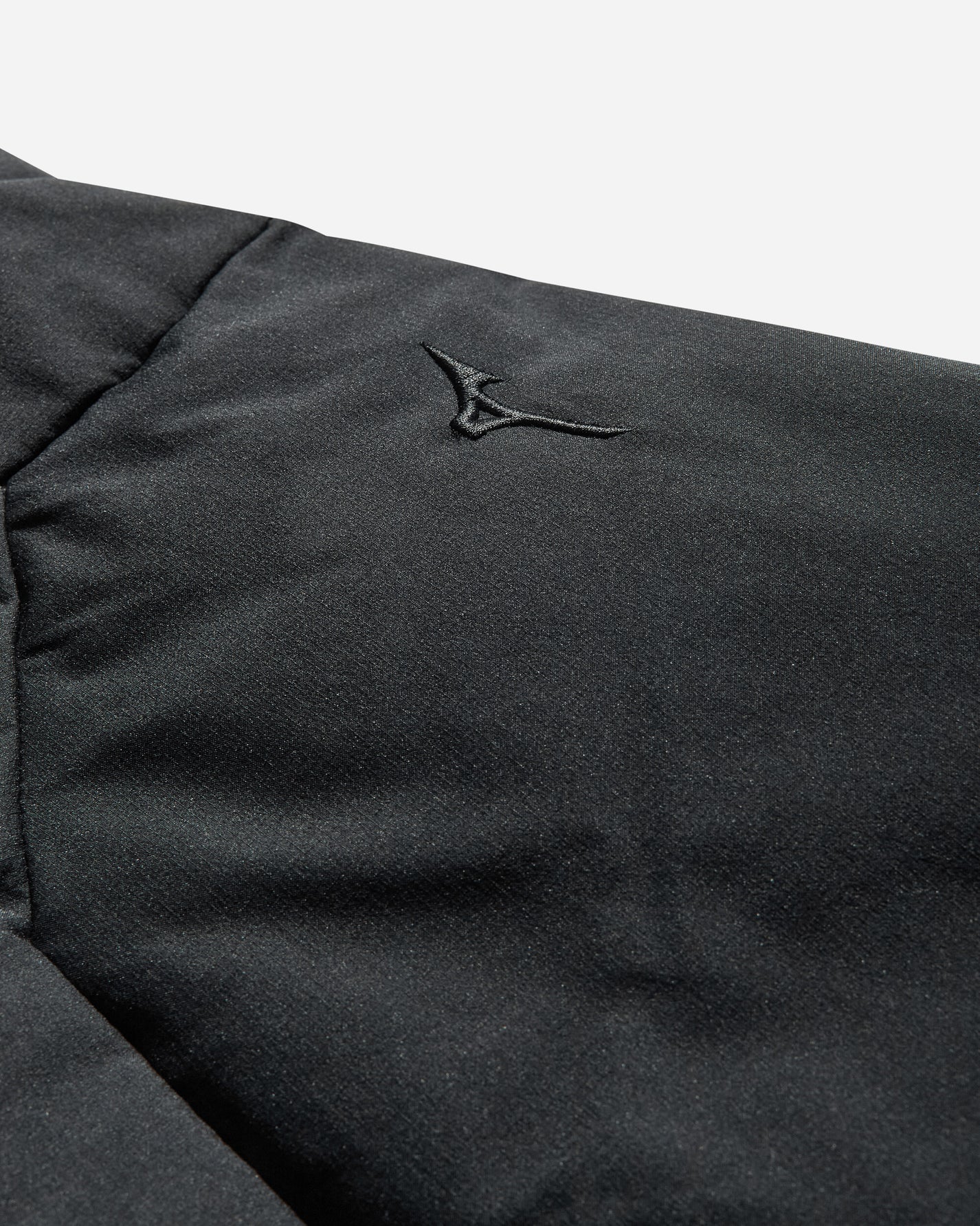 Mizuno Goretex Windstopper Dhaulagiri Down Jk Black Coats and Jackets Jackets B2GEB501-70