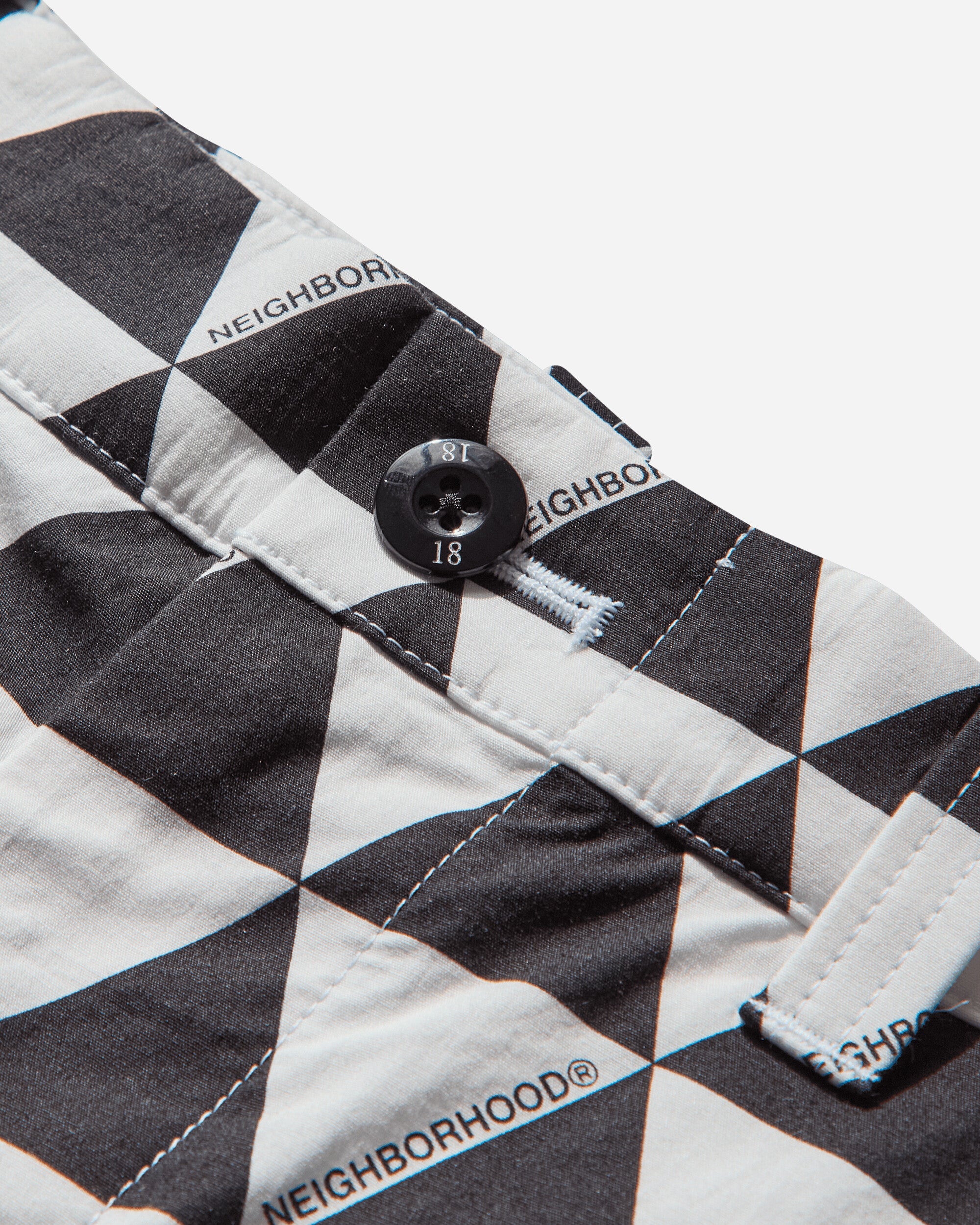 Neighborhood Triangle Pattern Short Pants White Shorts Short 251UTNH-PTM03 WH