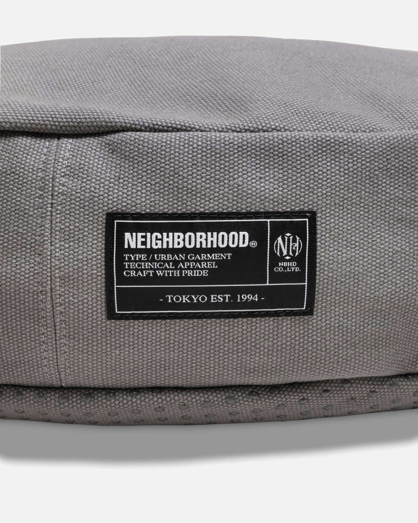 Neighborhood Circle Dog Bed Gray Equipment Pets 252FJNH-AC06 GRAY