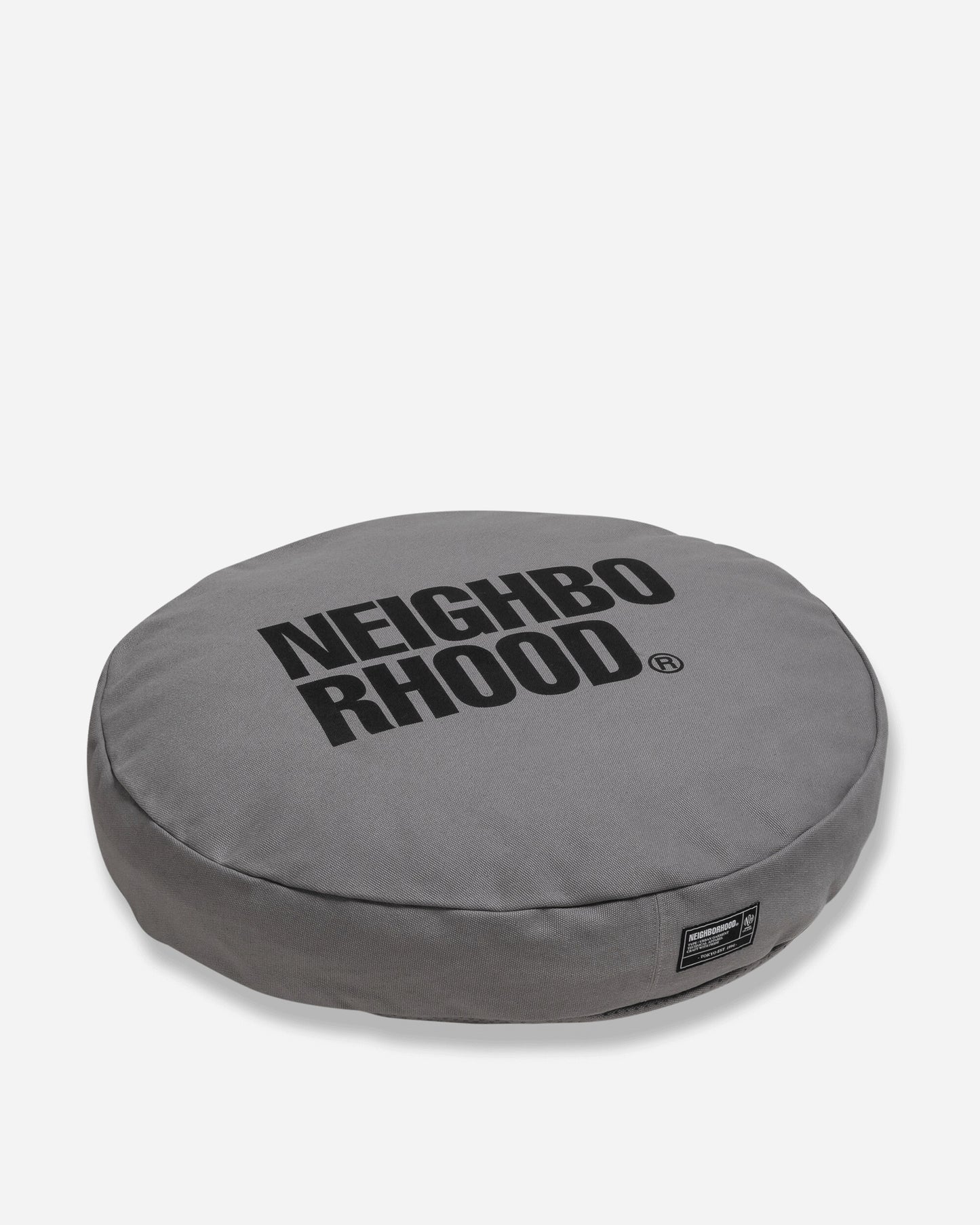 Neighborhood Circle Dog Bed Gray Equipment Pets 252FJNH-AC06 GRAY