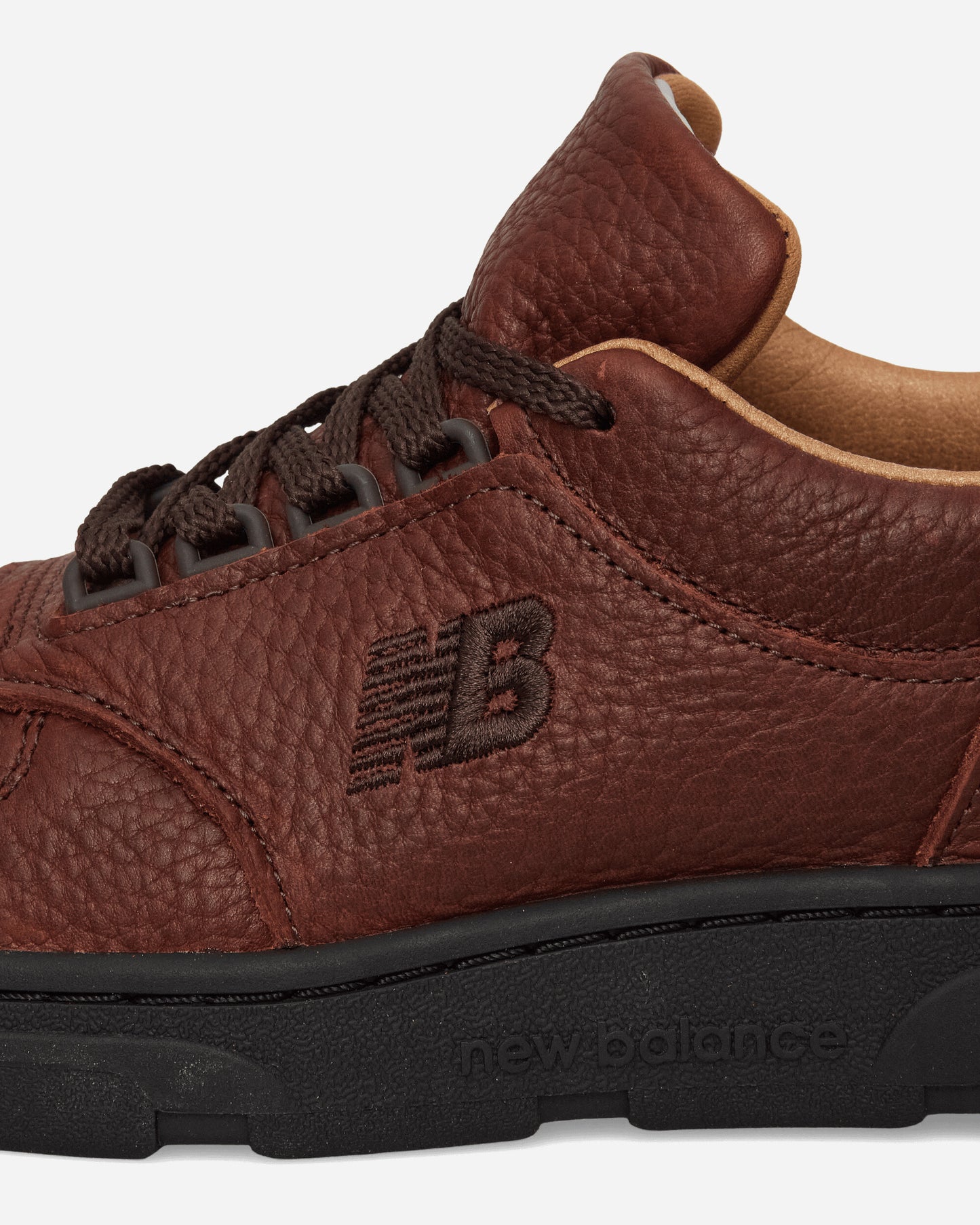 New Balance UADWBRN Dark Brown Sneakers Low UADWBRN