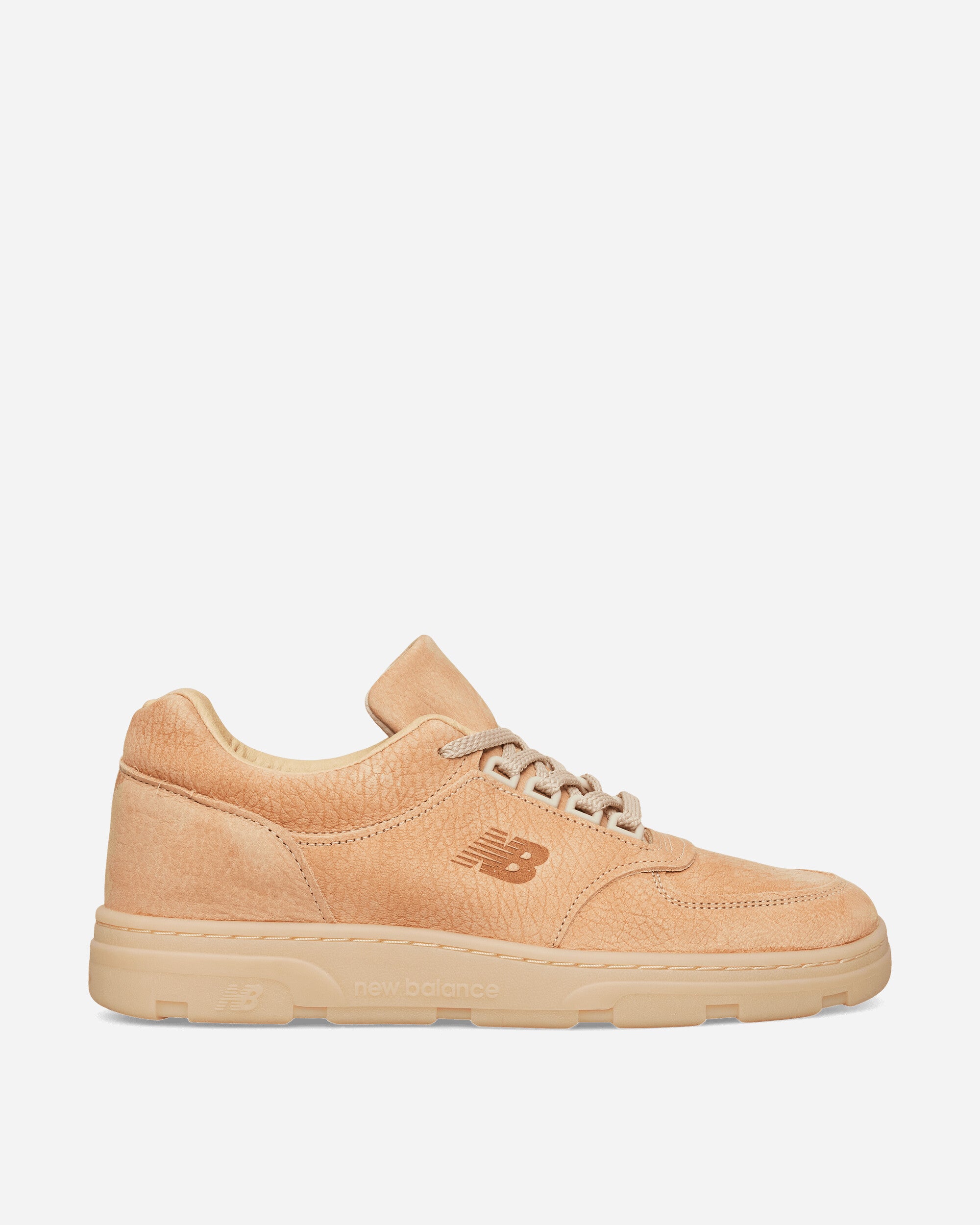 New Balance UADWVTL Beige Sneakers Low UADWVTL