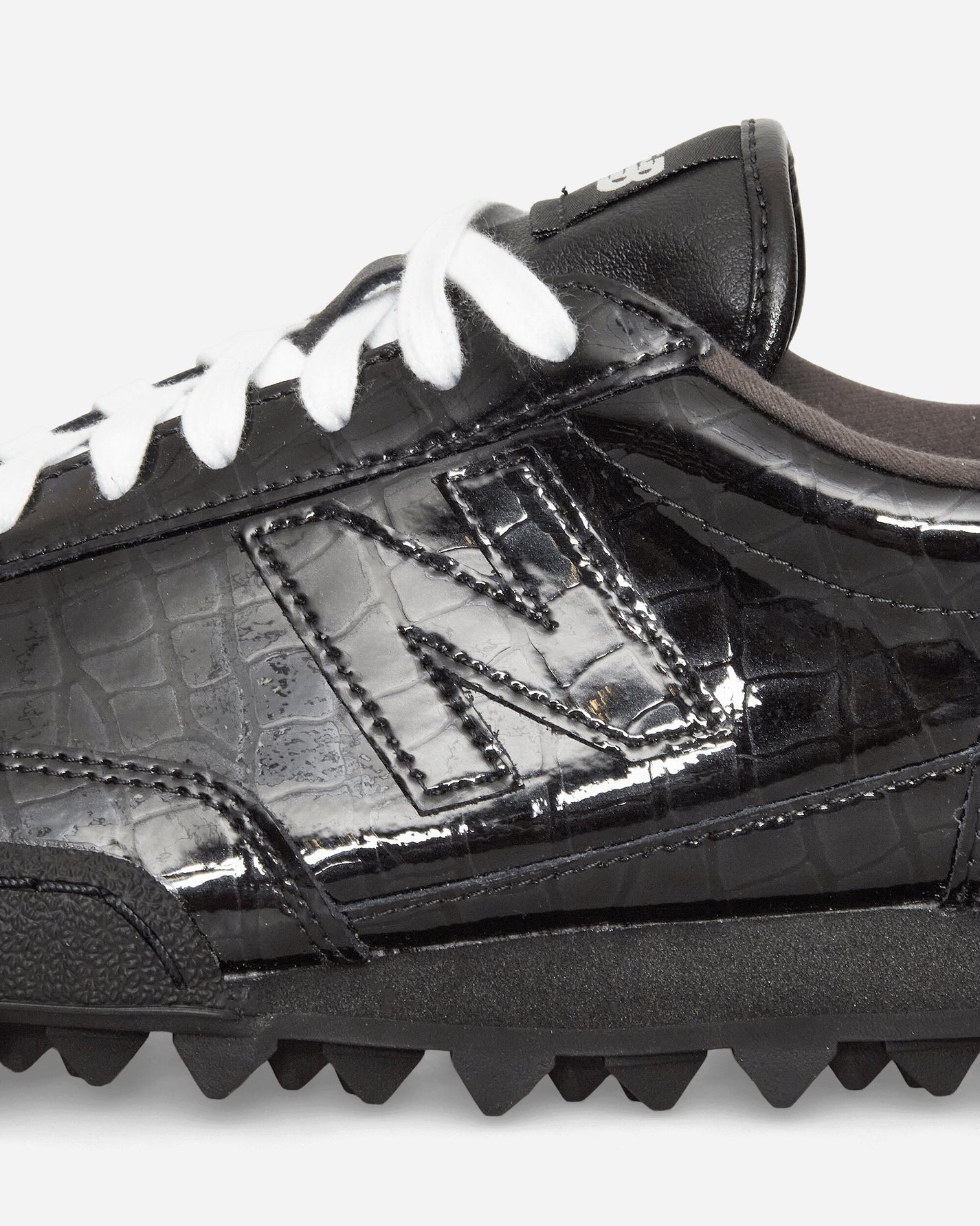 New Balance UGTR2SV Black/Black Sneakers Low UGTR2SV