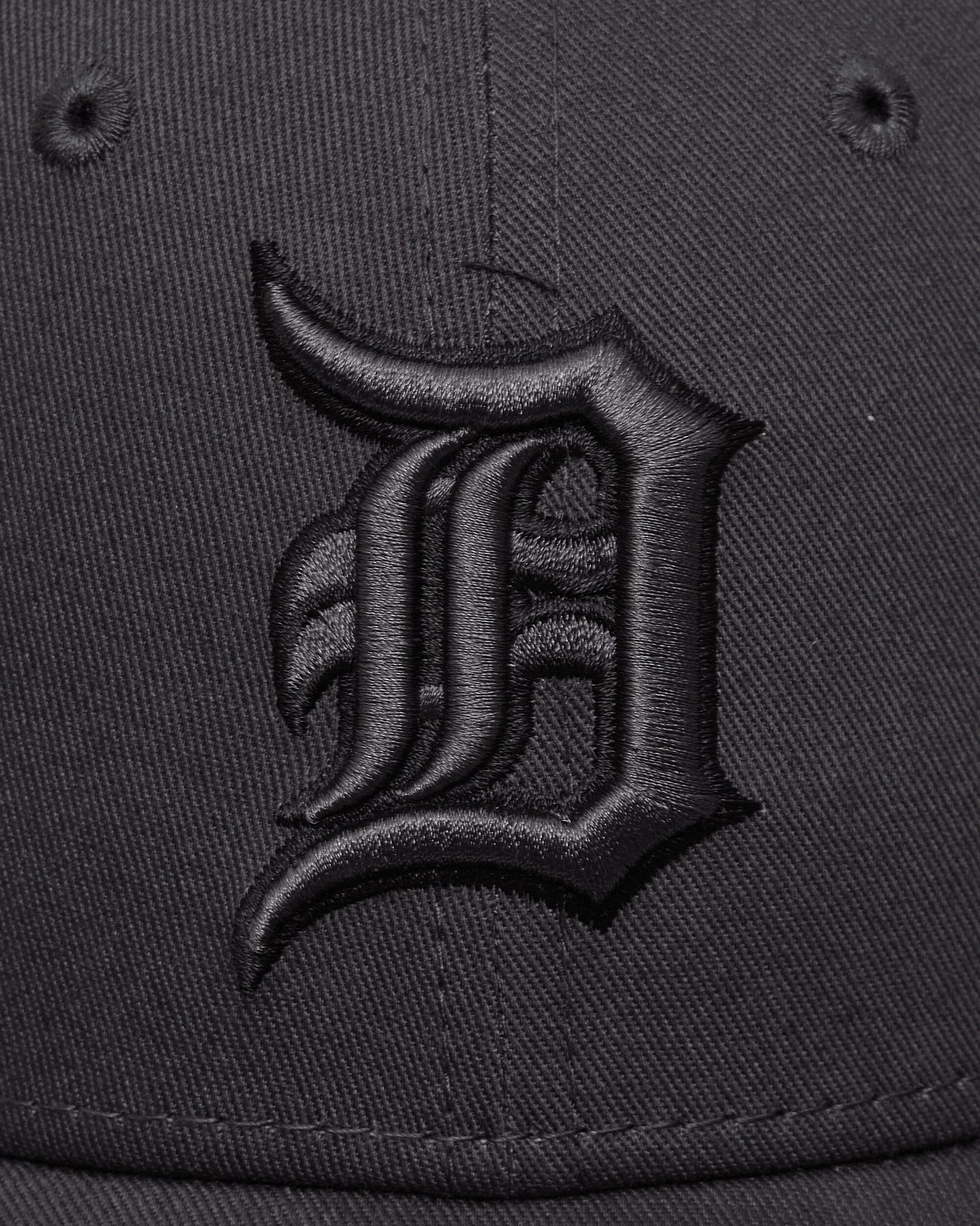 New Era Team Outline 9Forty Dettig  Stcblk Charcoal Hats Caps 60856261 010