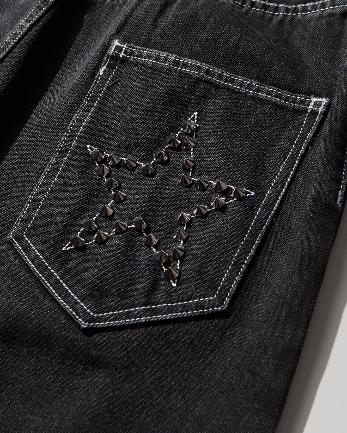 Nii Hai Wmns Baggy Jeans In Grey Wash With Studs Black Pants Denim AW23TRSBDBJ SPK